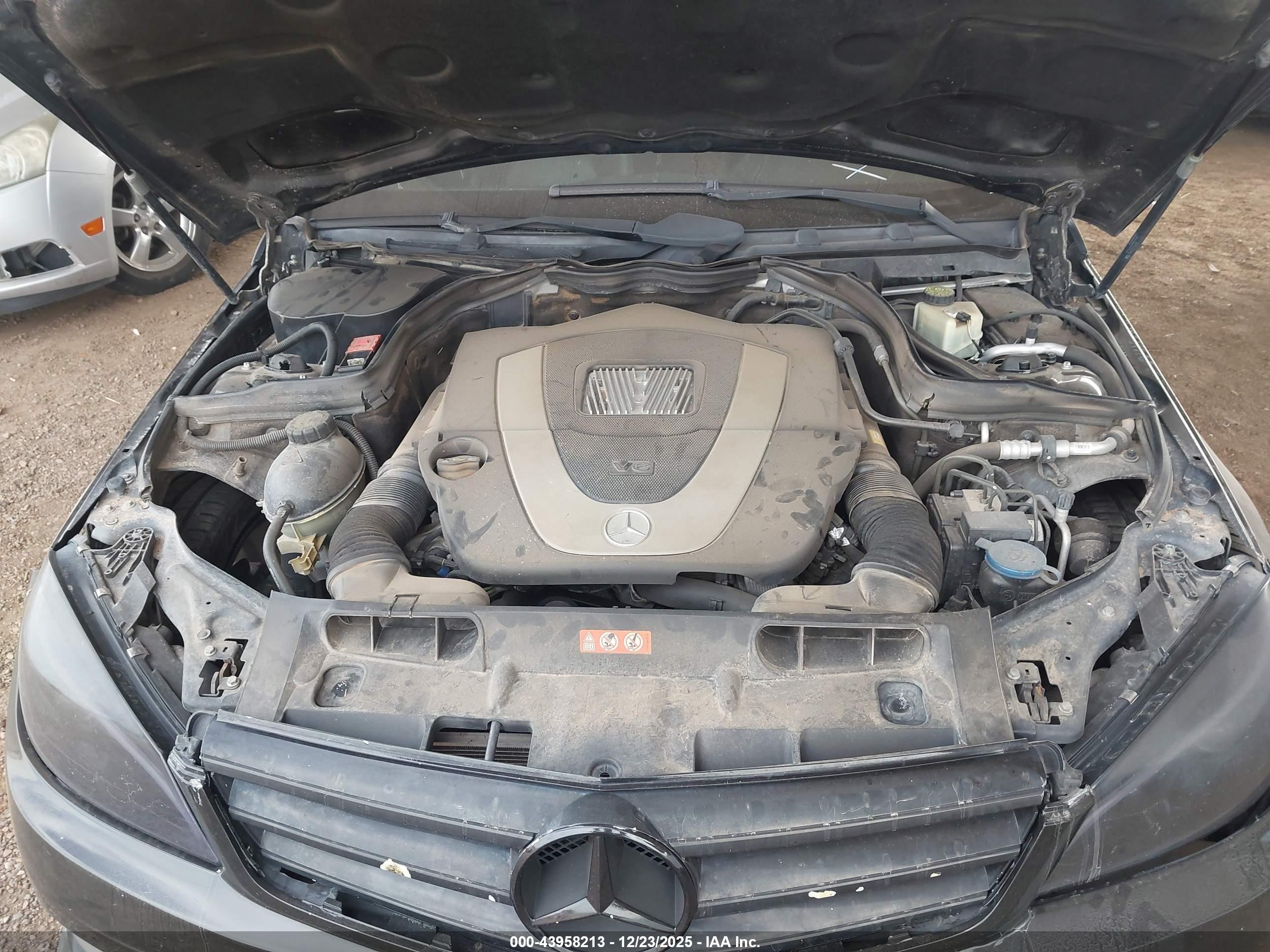 MERCEDES-BENZ C image 10