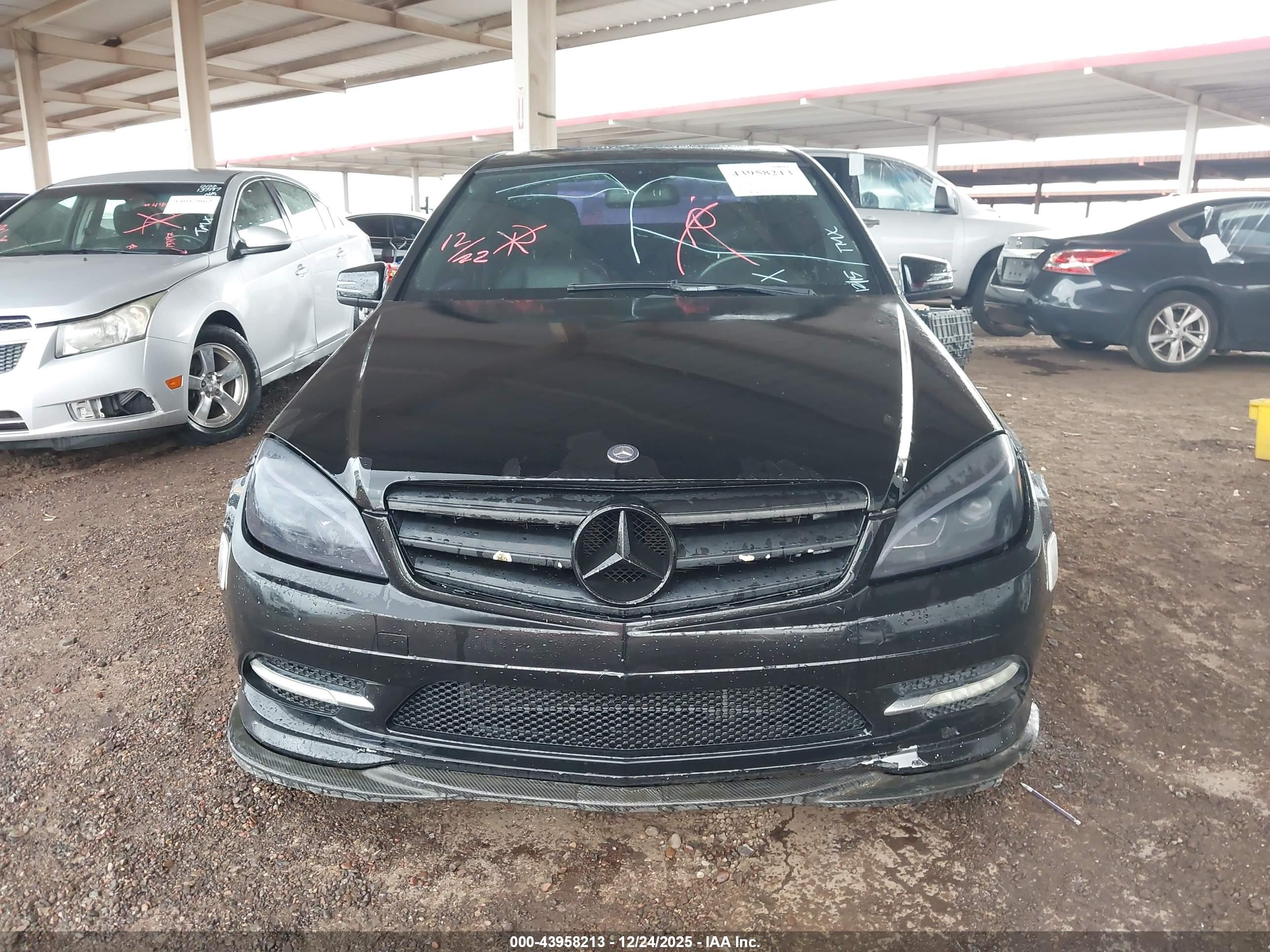 MERCEDES-BENZ C image 6