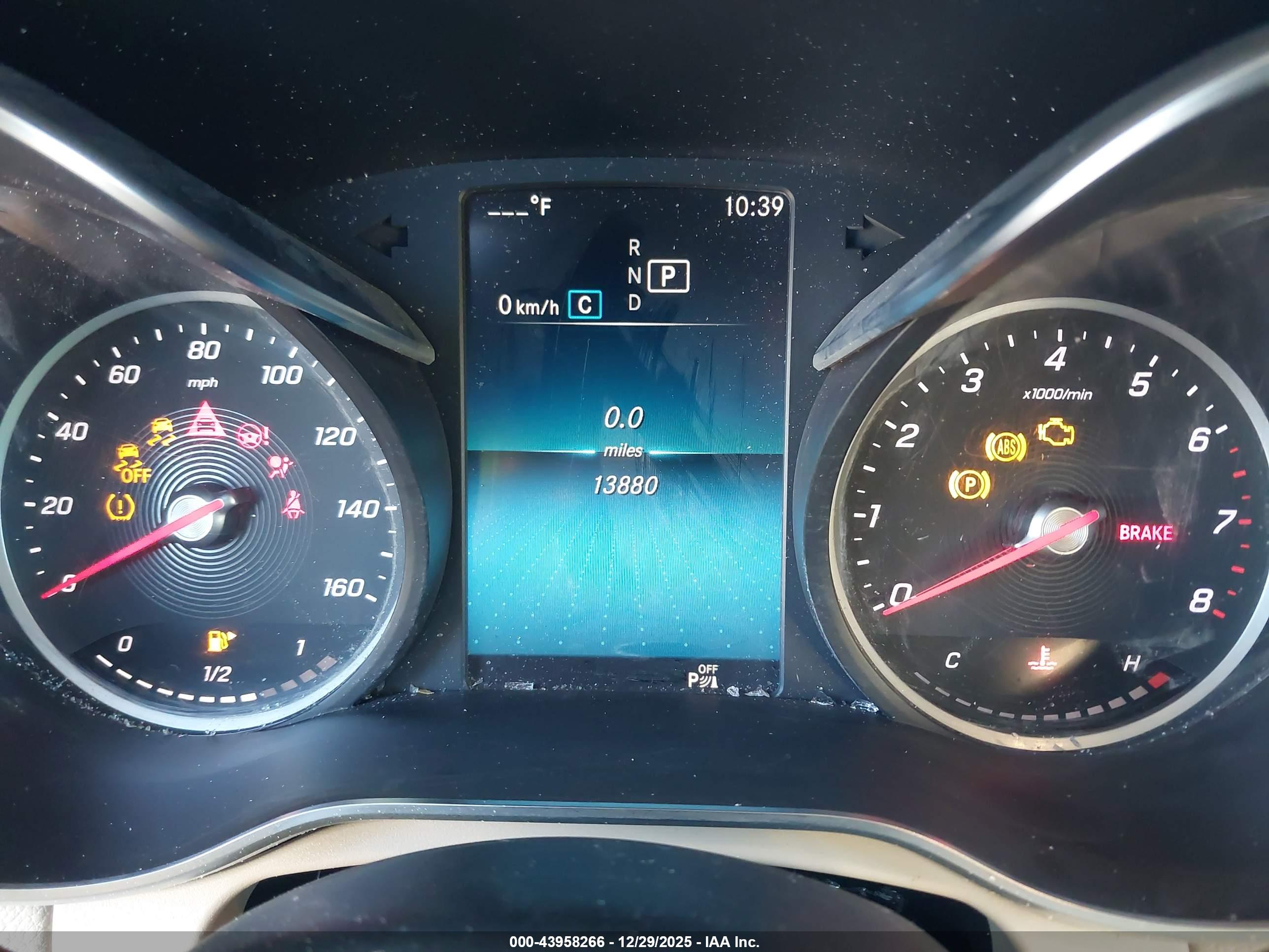 MERCEDES-BENZ GLC image 7