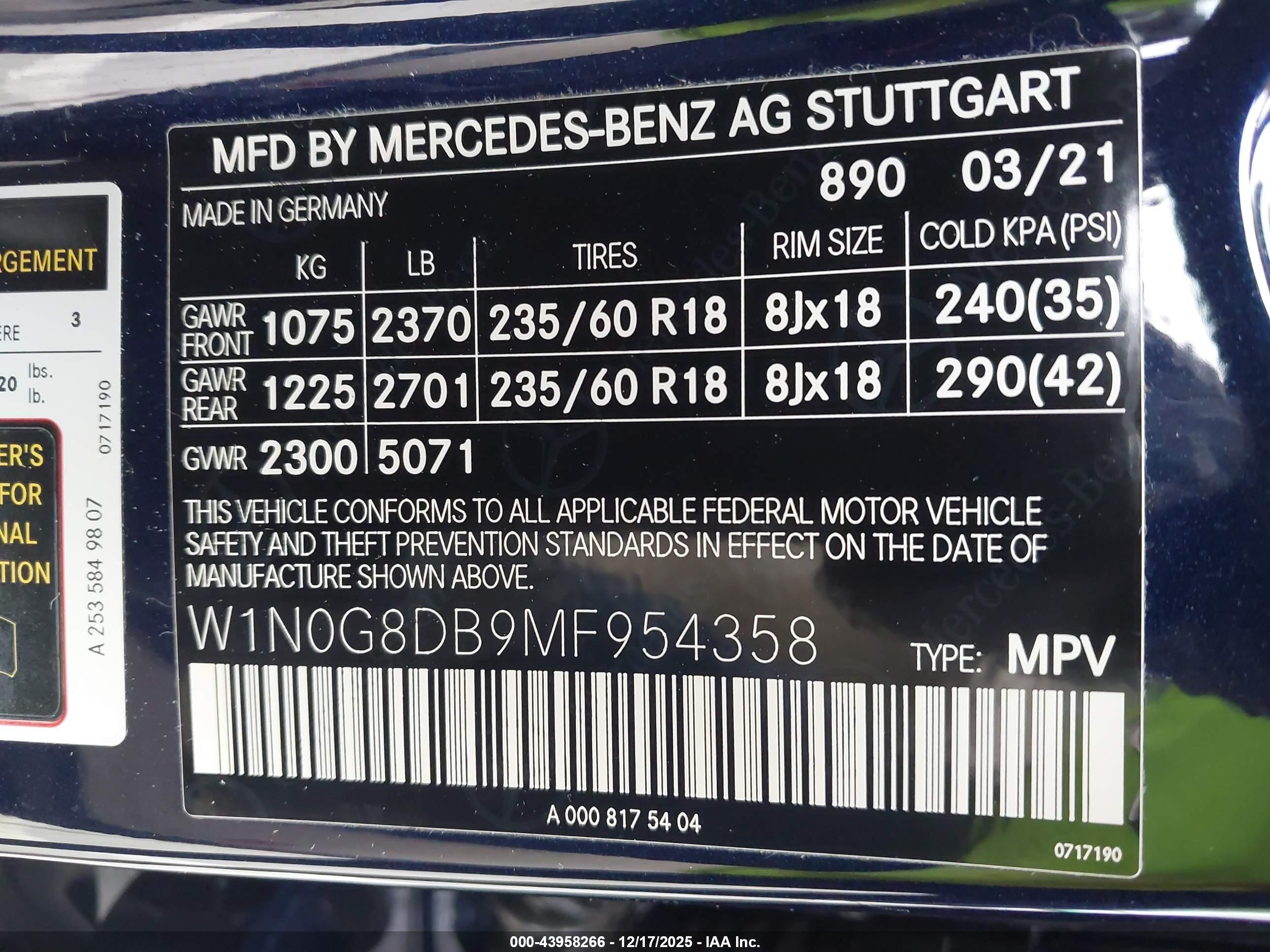 MERCEDES-BENZ GLC image 9