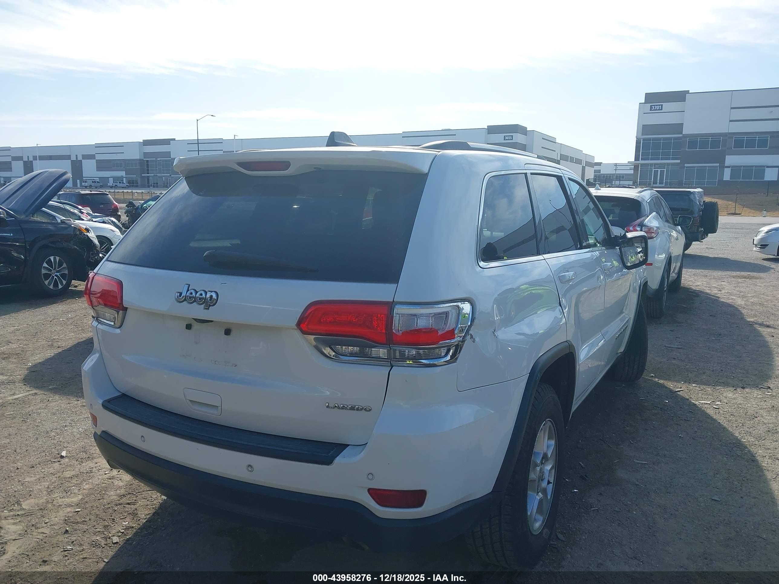 JEEP GRAND image 4