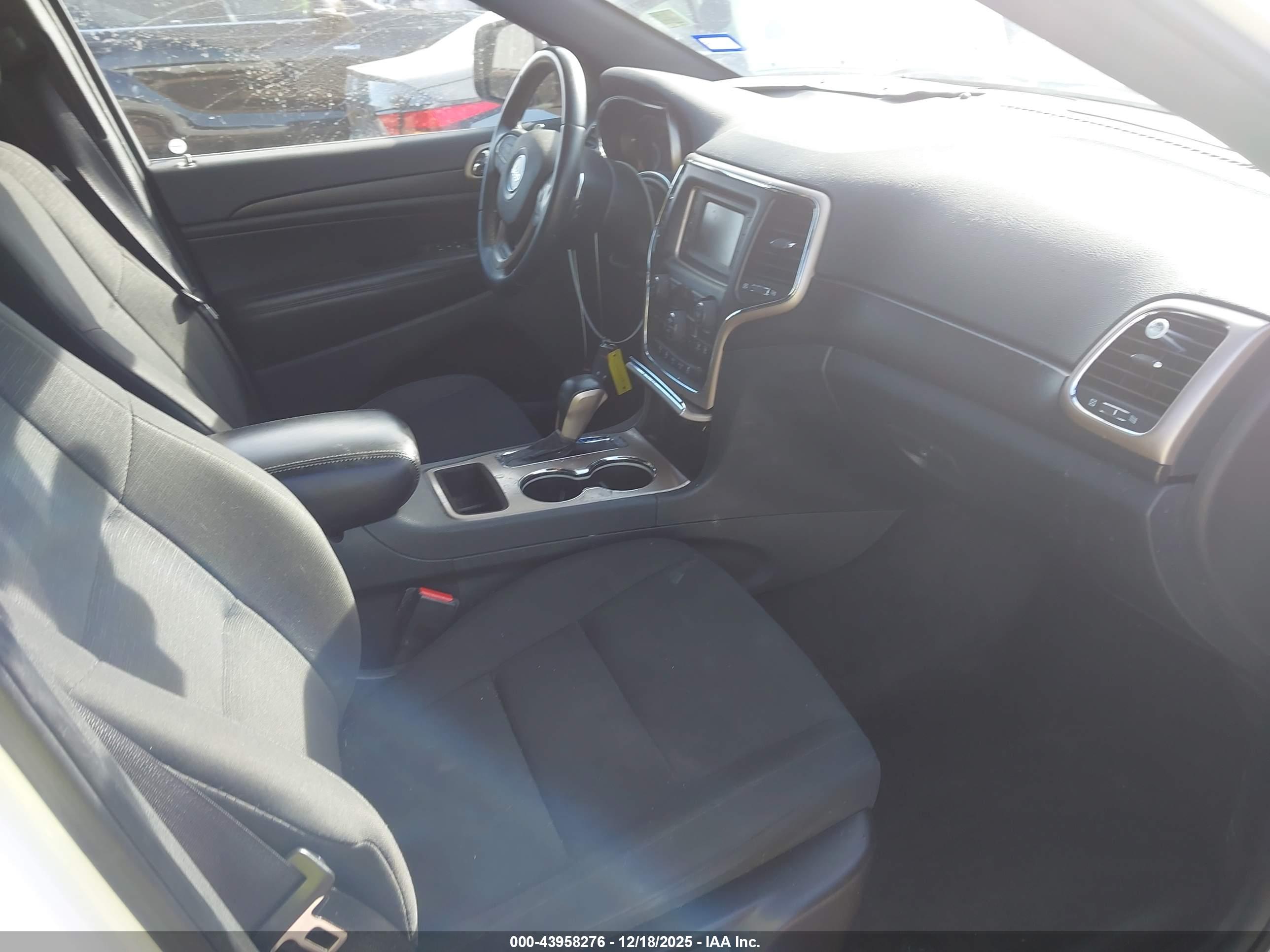 JEEP GRAND image 5