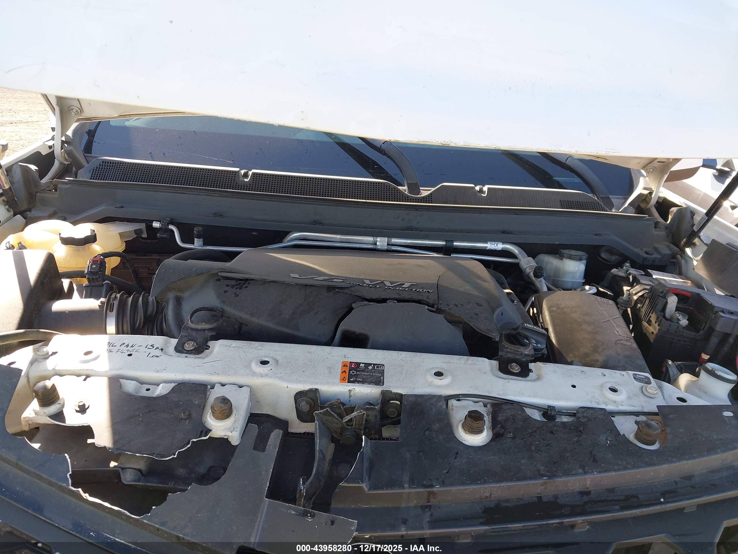 CHEVROLET COLORADO image 10