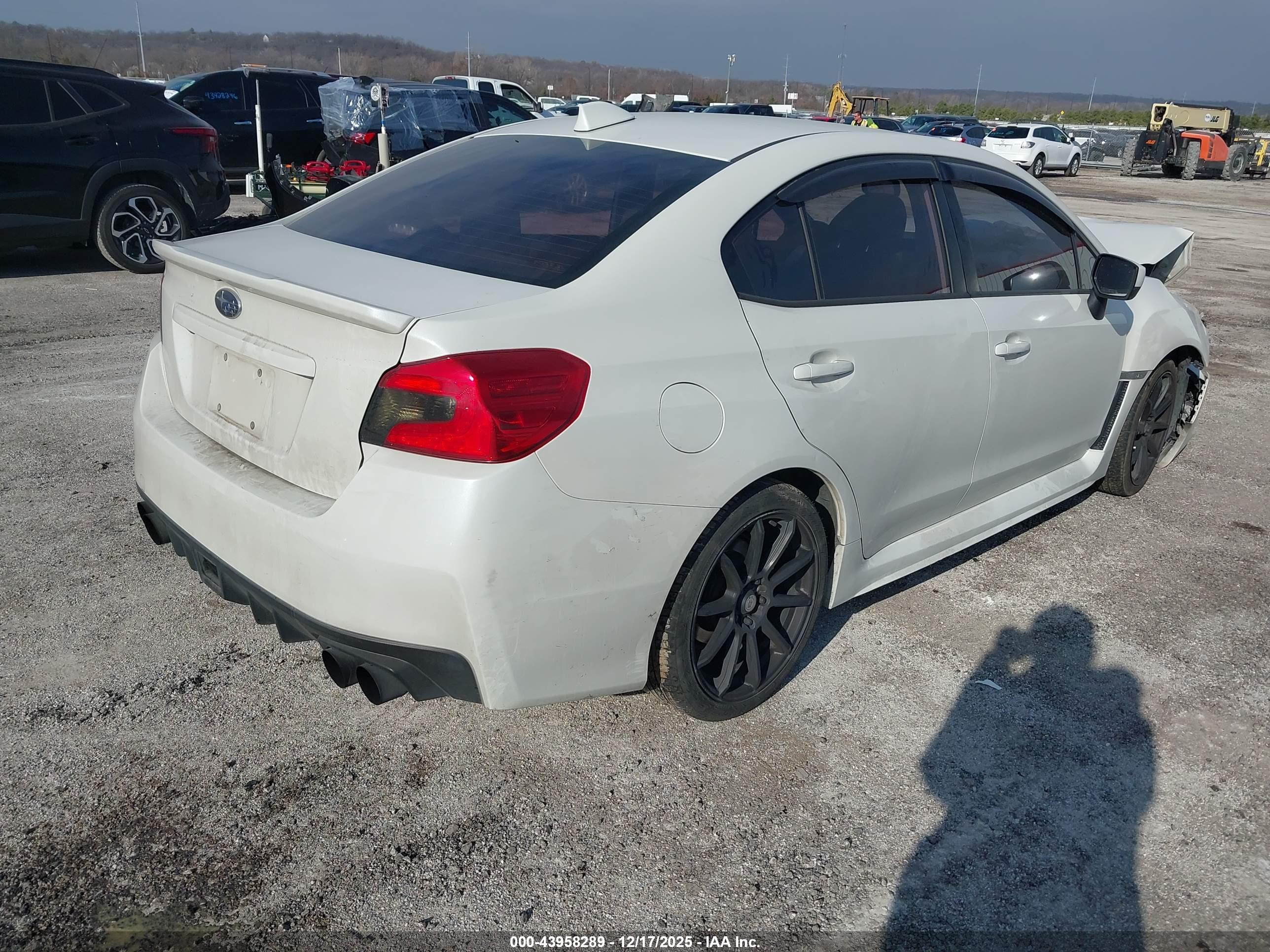 SUBARU WRX image 4