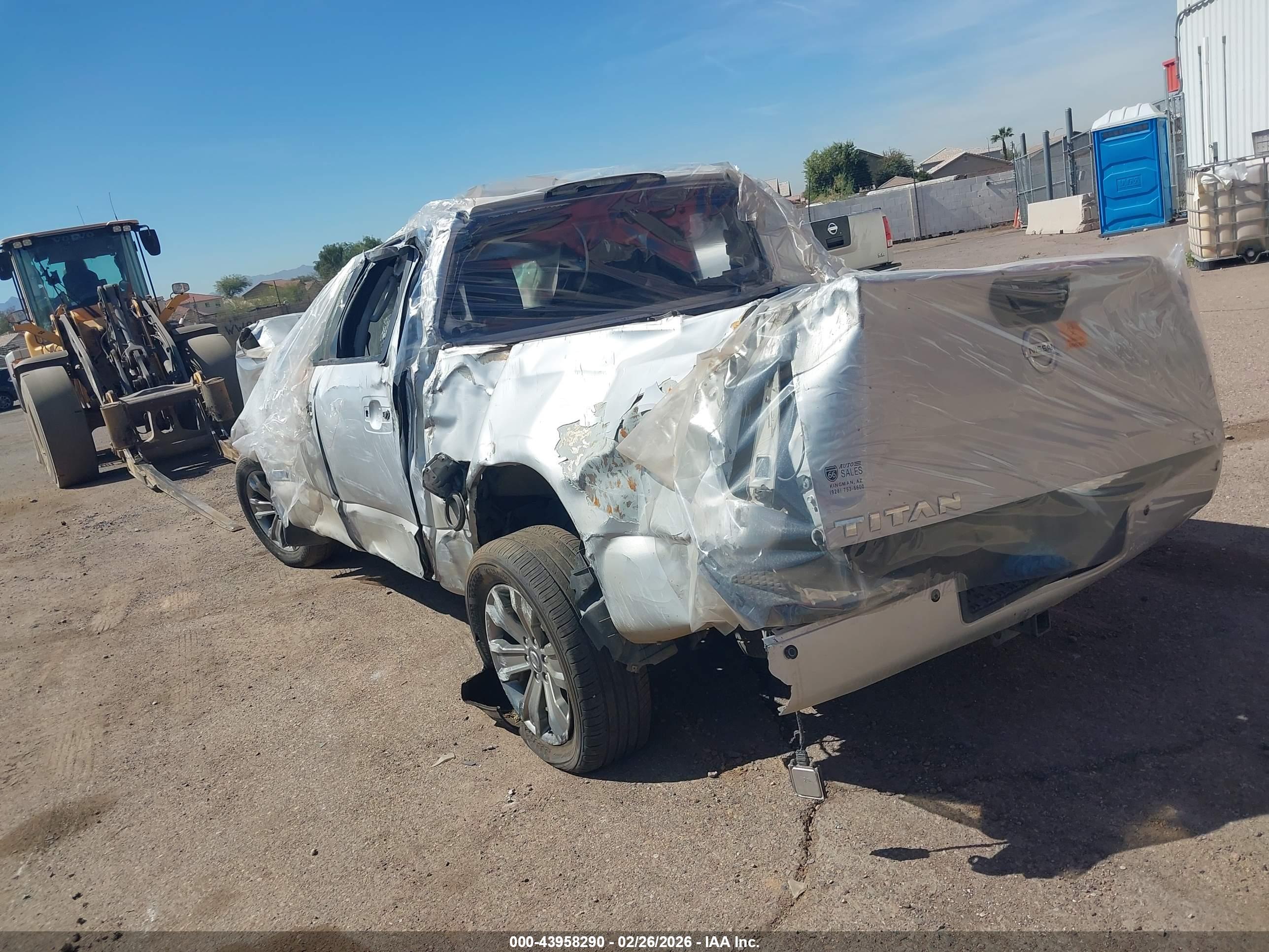 NISSAN TITAN image 3