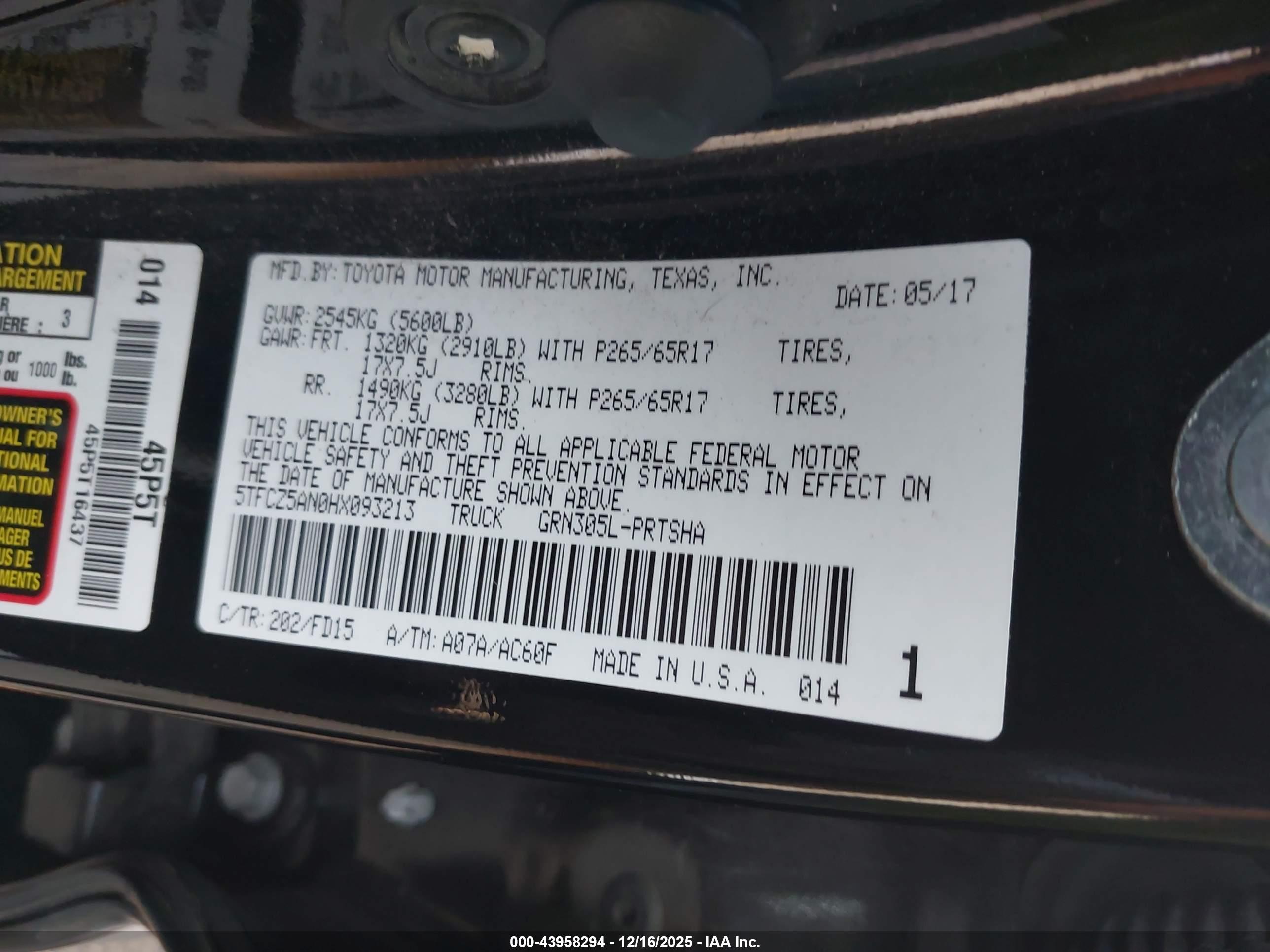 TOYOTA TACOMA image 9