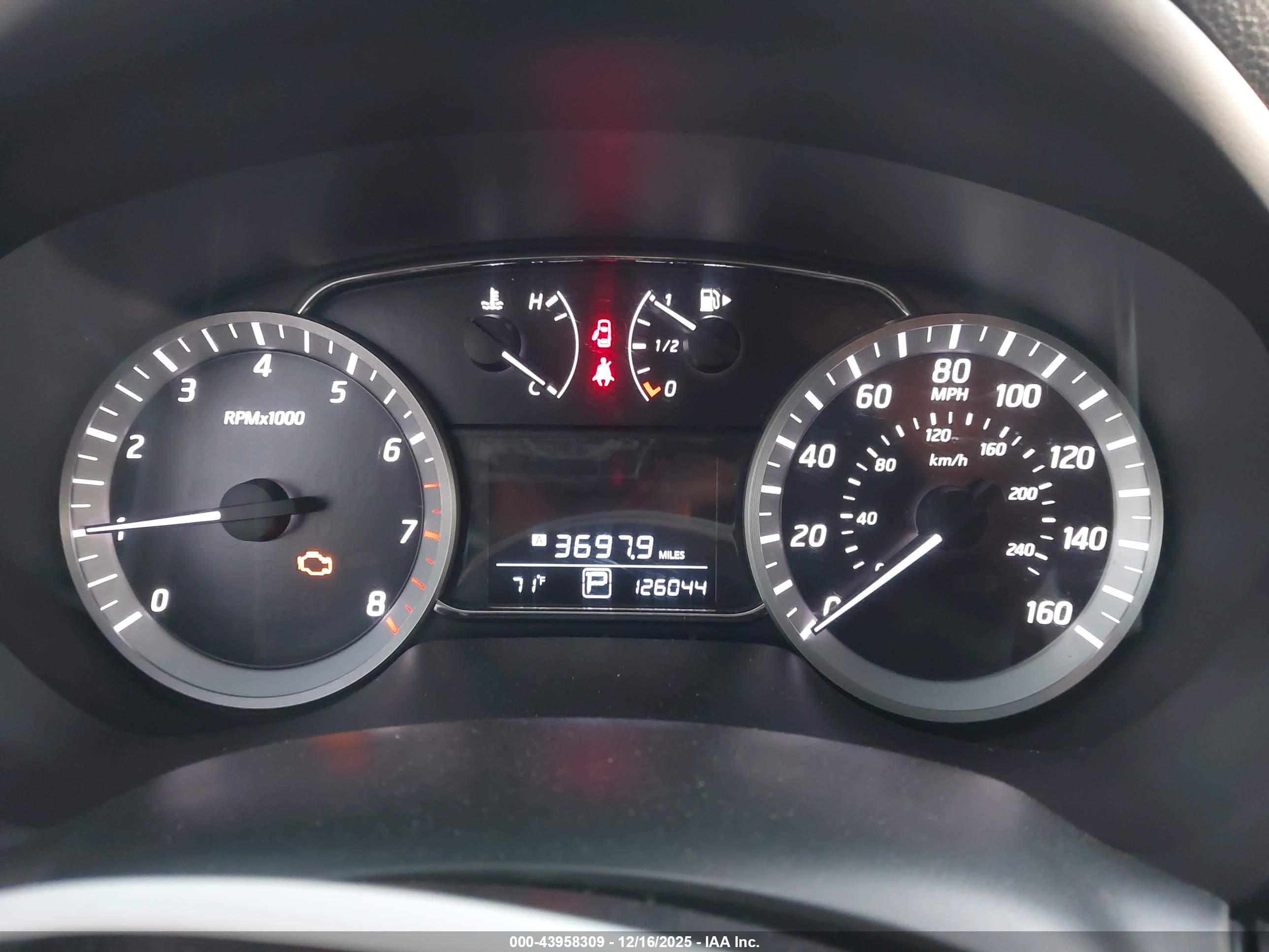 NISSAN SENTRA image 7
