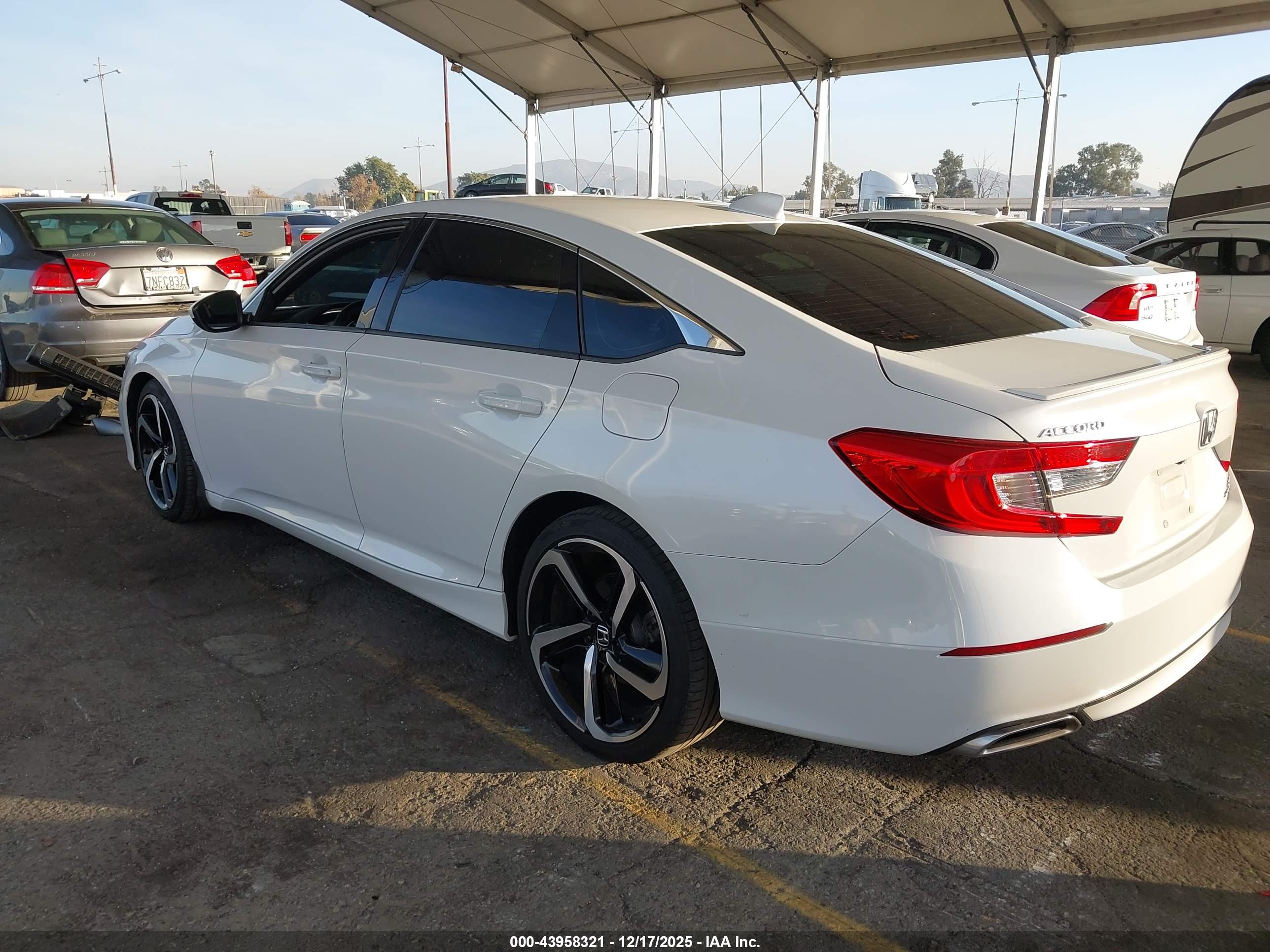 HONDA ACCORD image 3