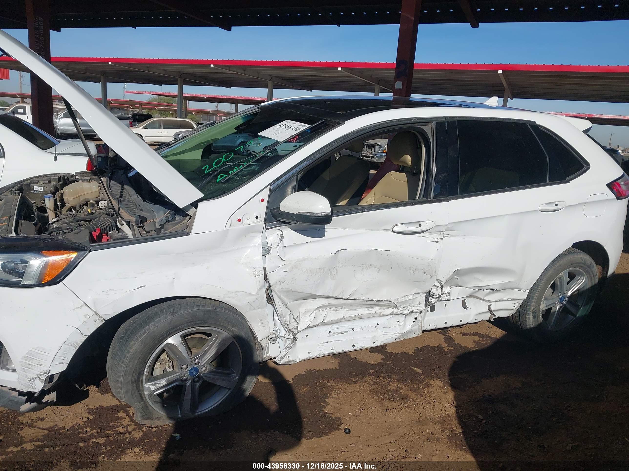 FORD EDGE image 6