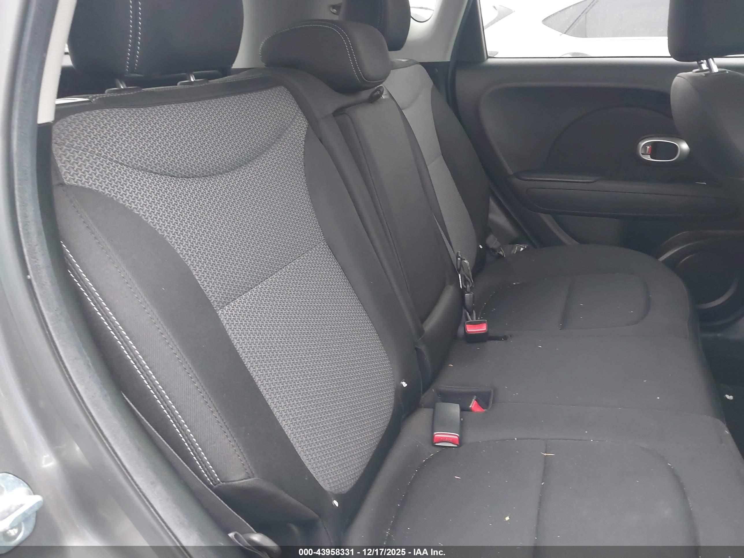 KIA SOUL image 8