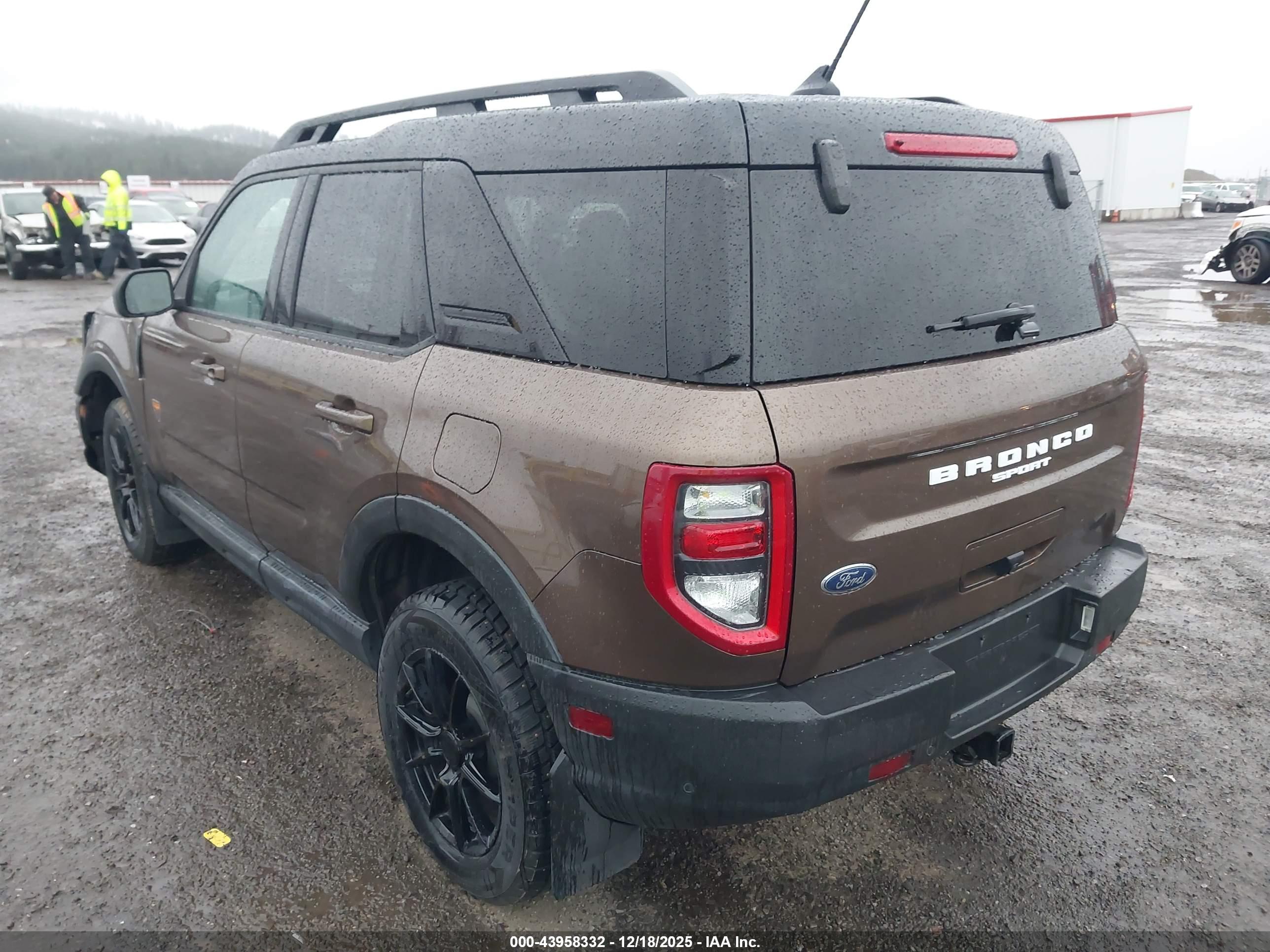 FORD BRONCO image 3
