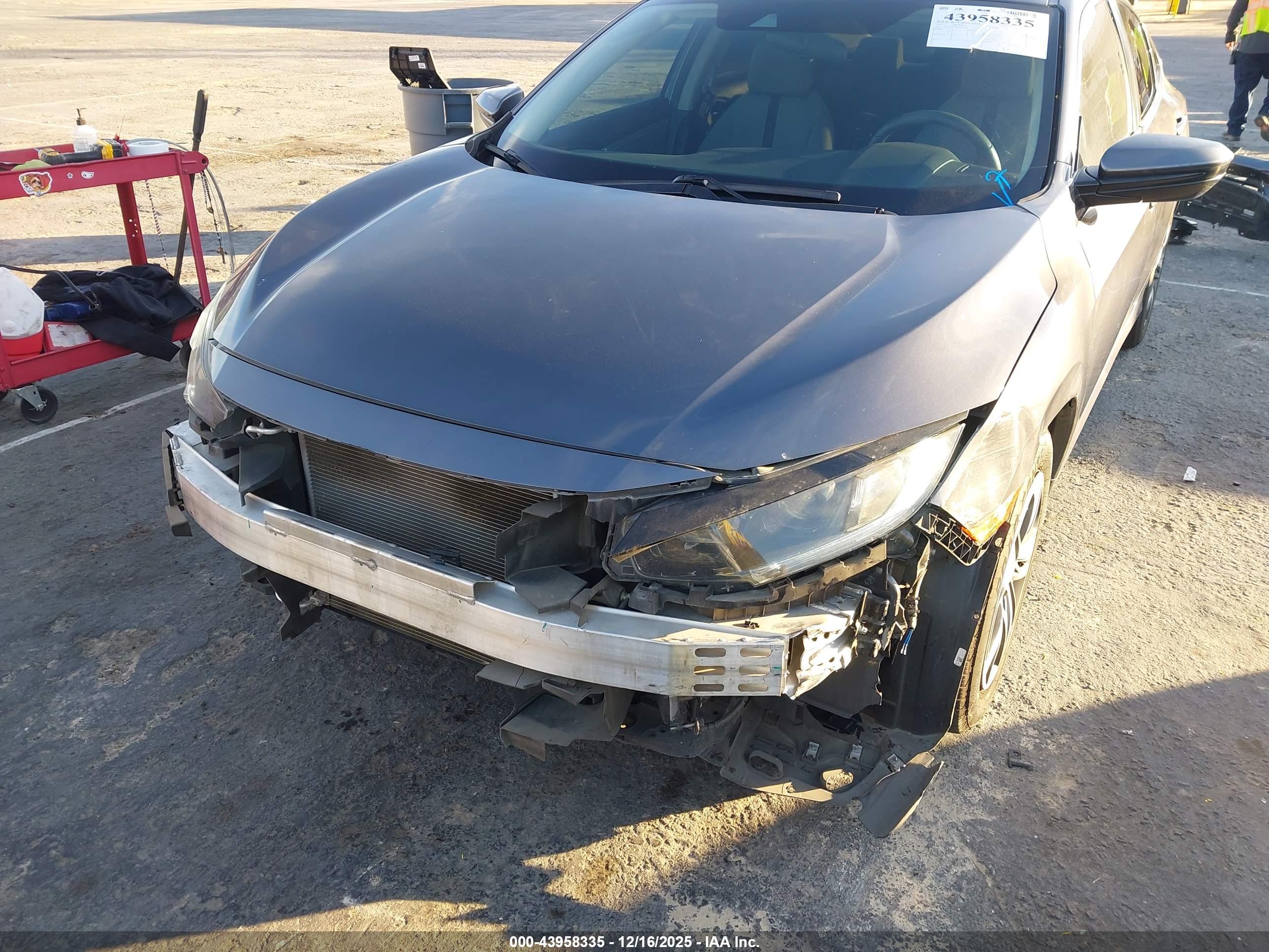HONDA CIVIC image 6