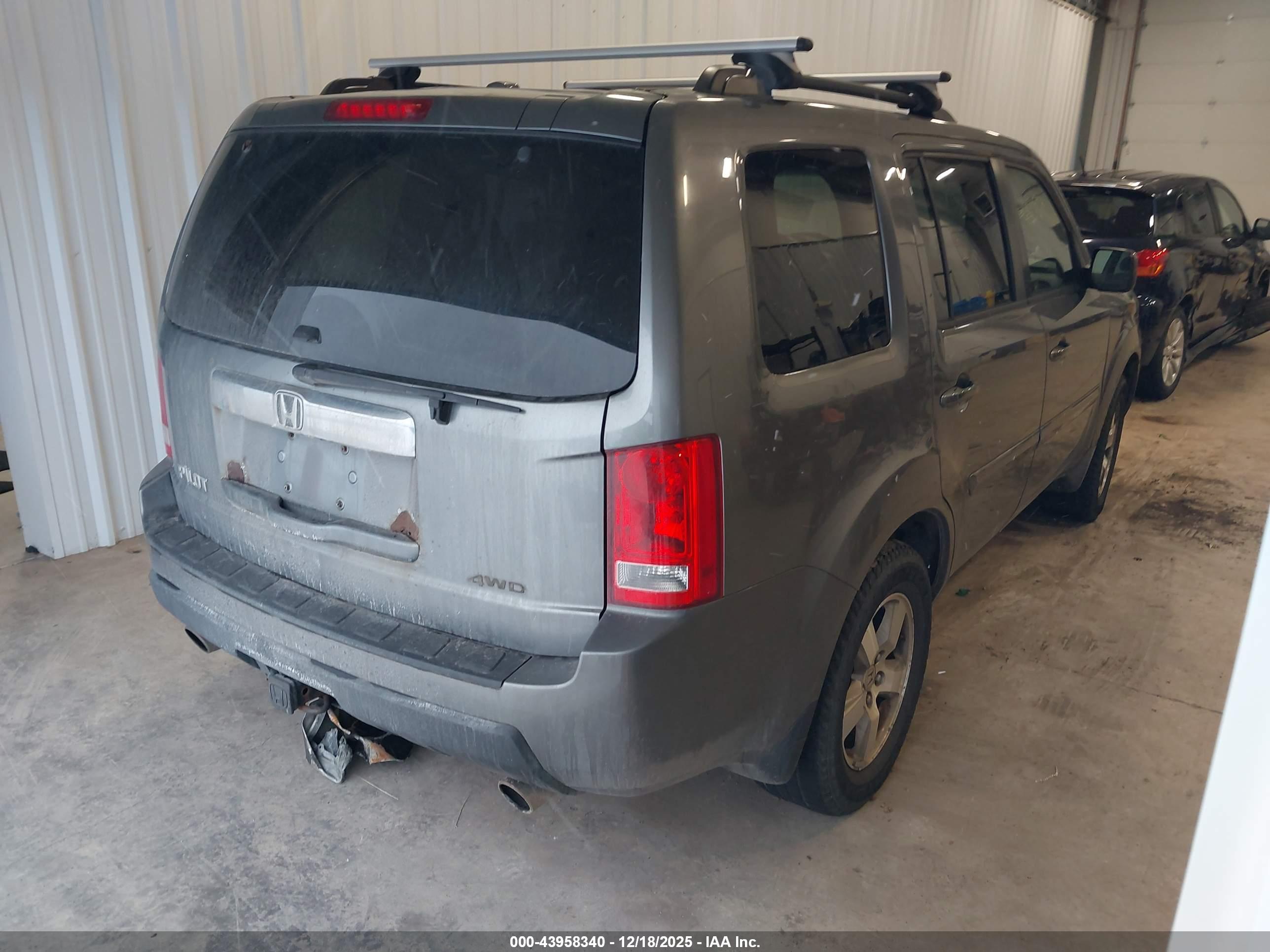 HONDA PILOT image 4