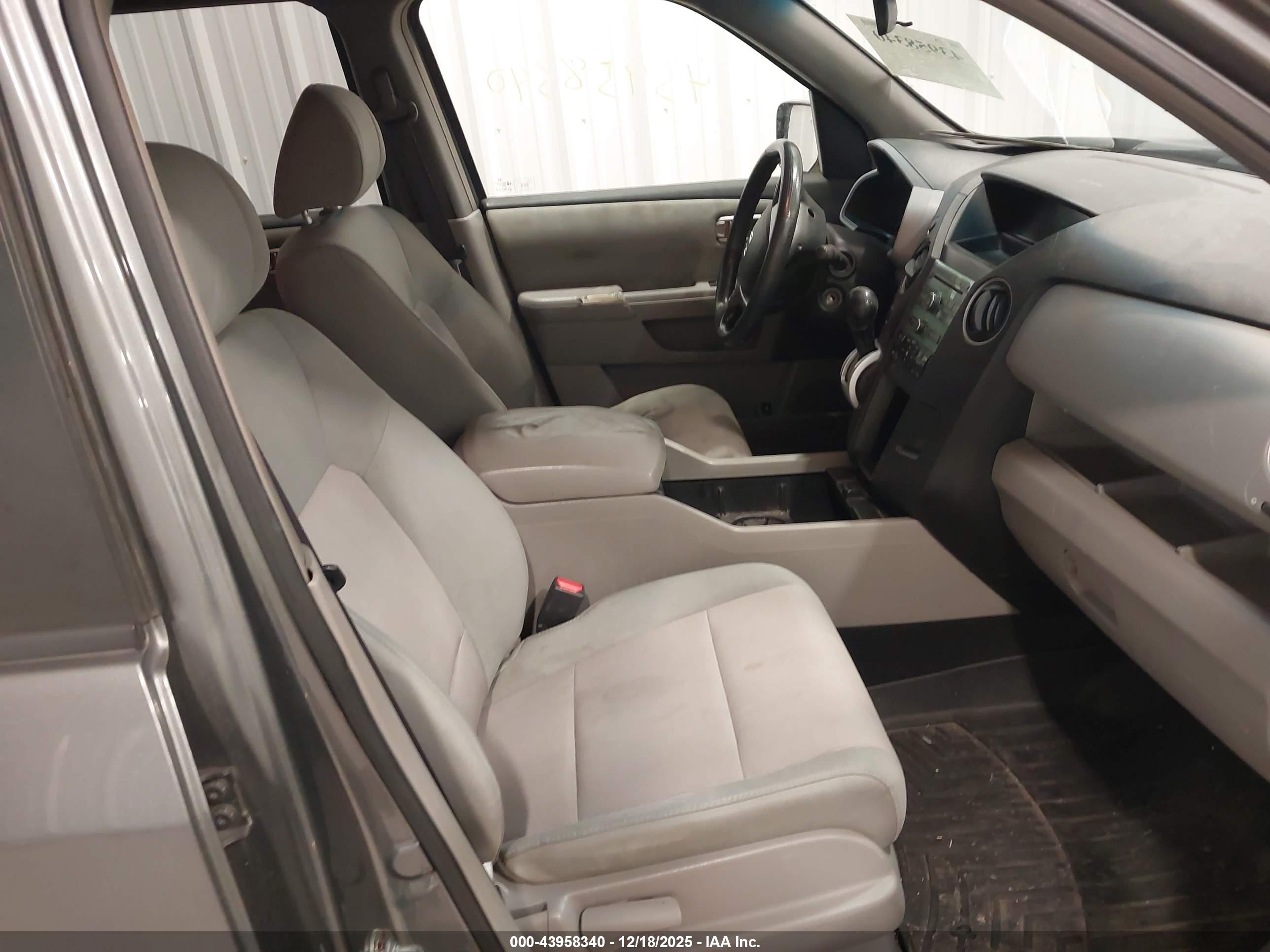 HONDA PILOT image 5