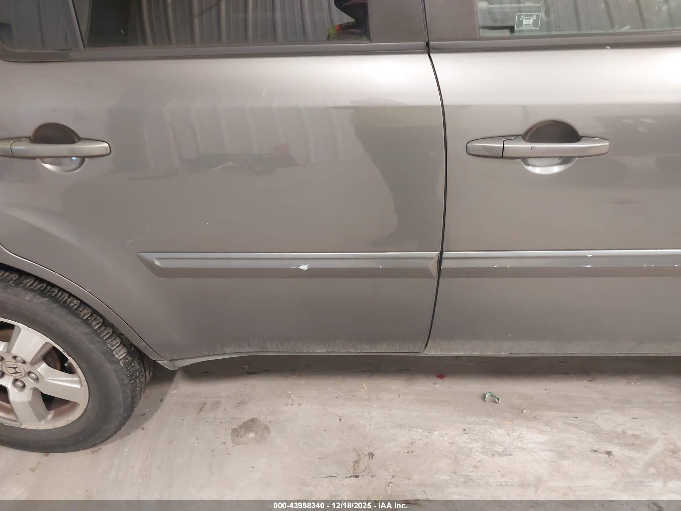 HONDA PILOT image 6