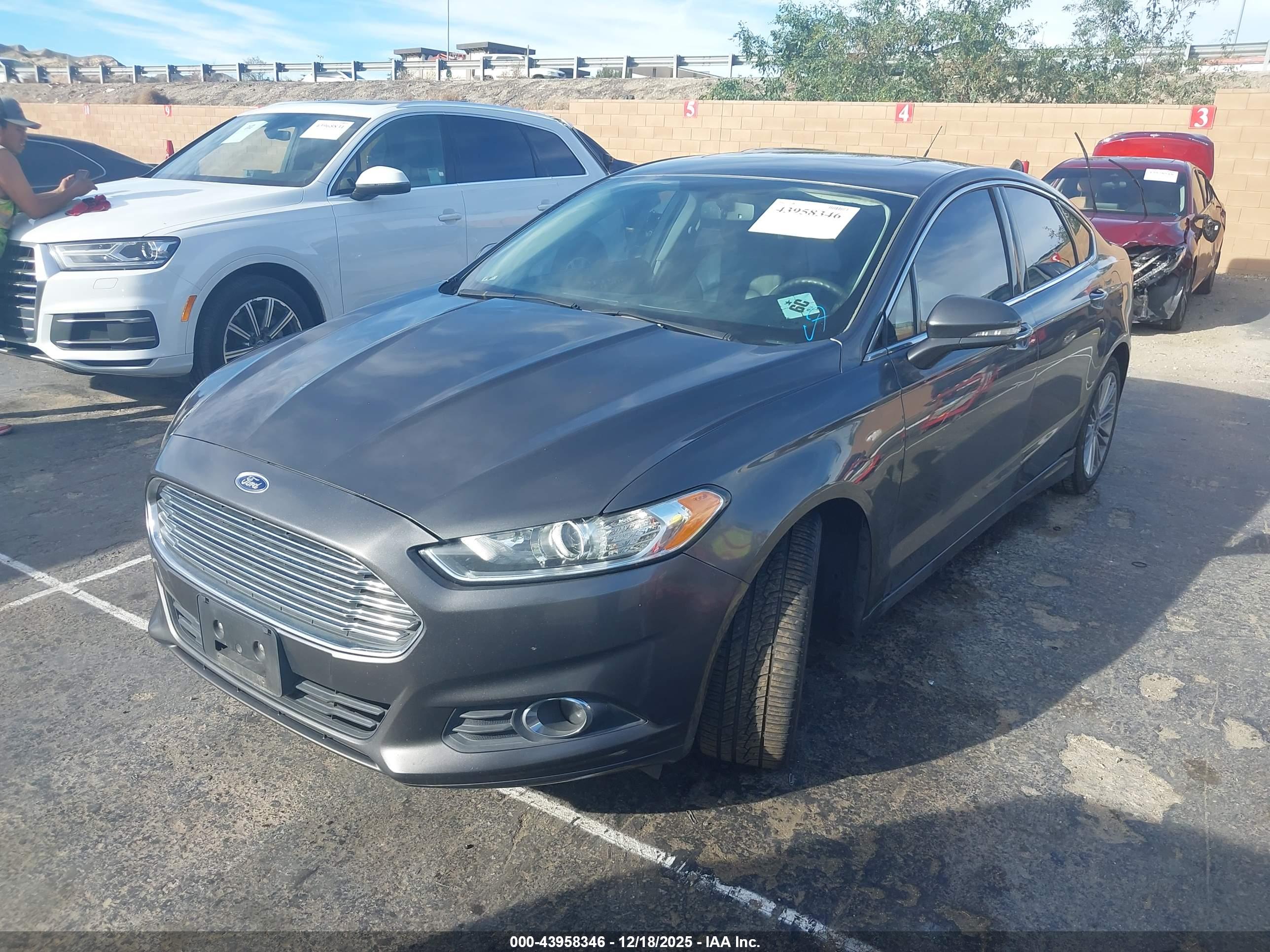 FORD FUSION image 2