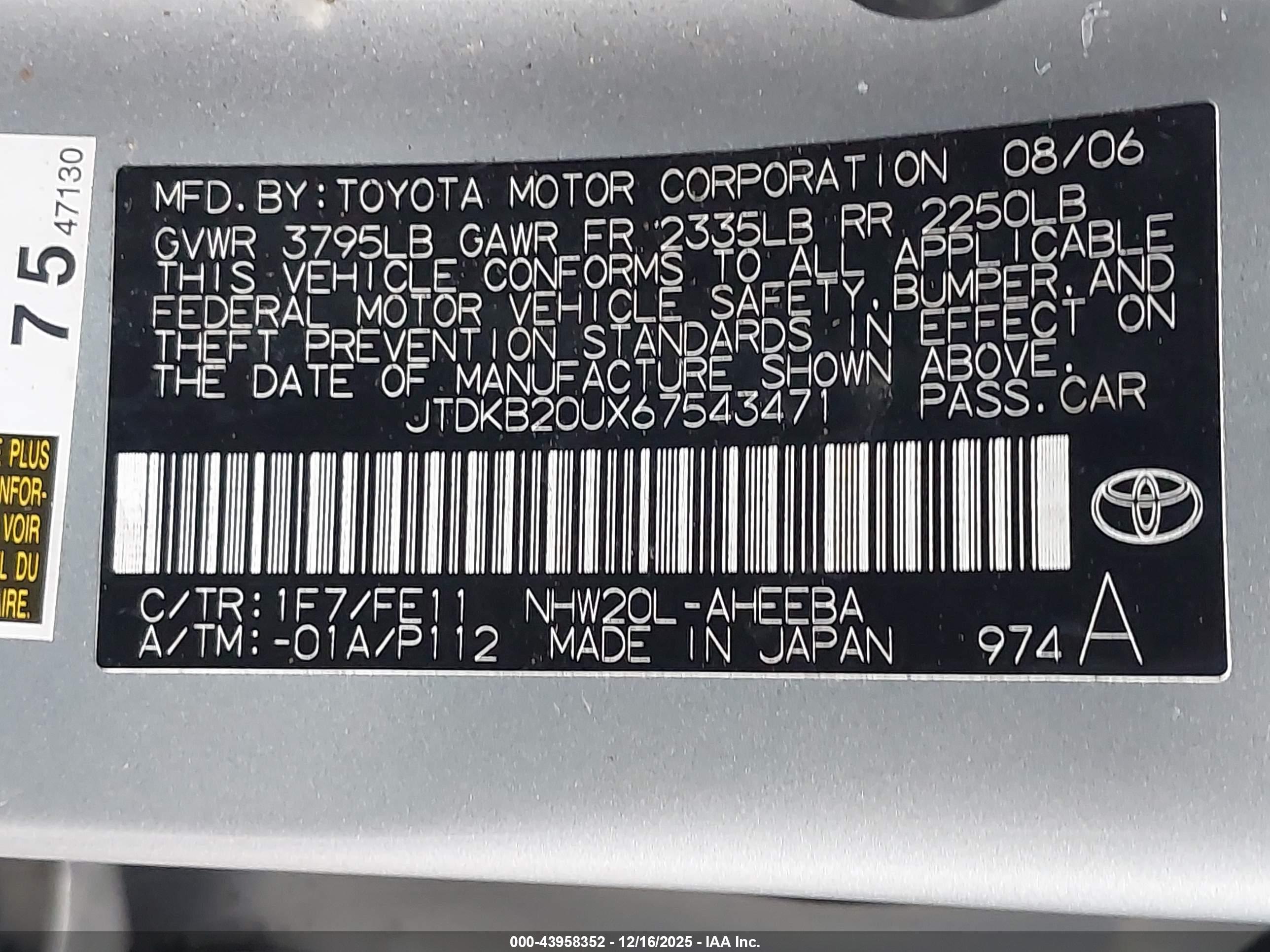 TOYOTA PRIUS image 9