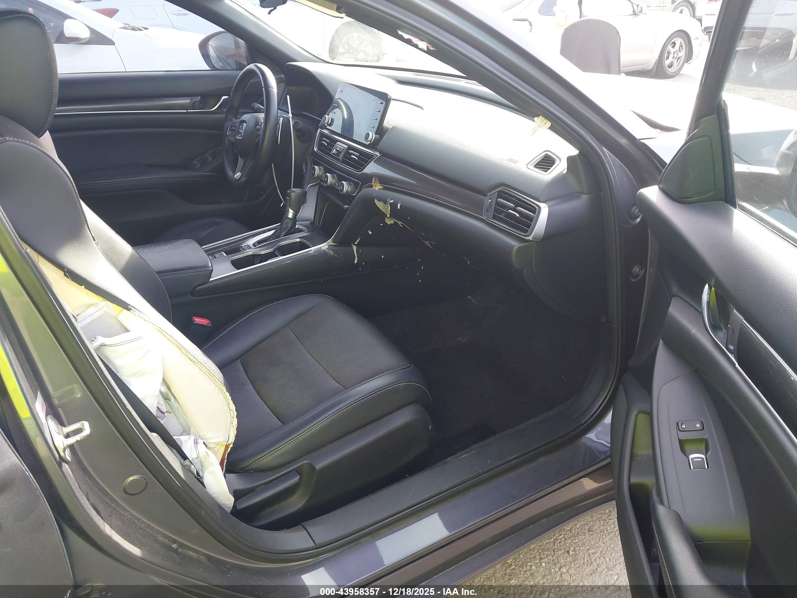HONDA ACCORD image 5