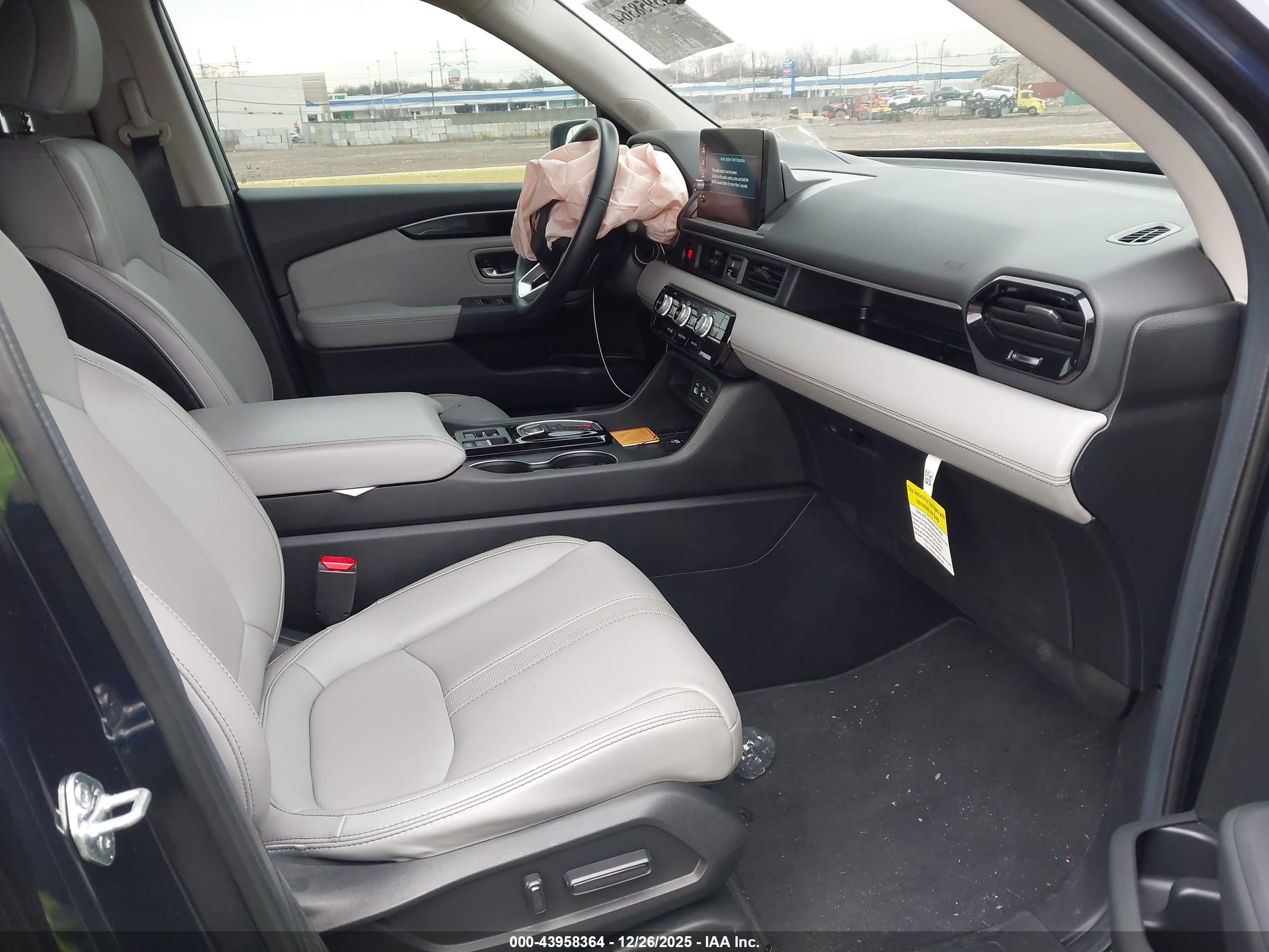 HONDA PILOT image 5