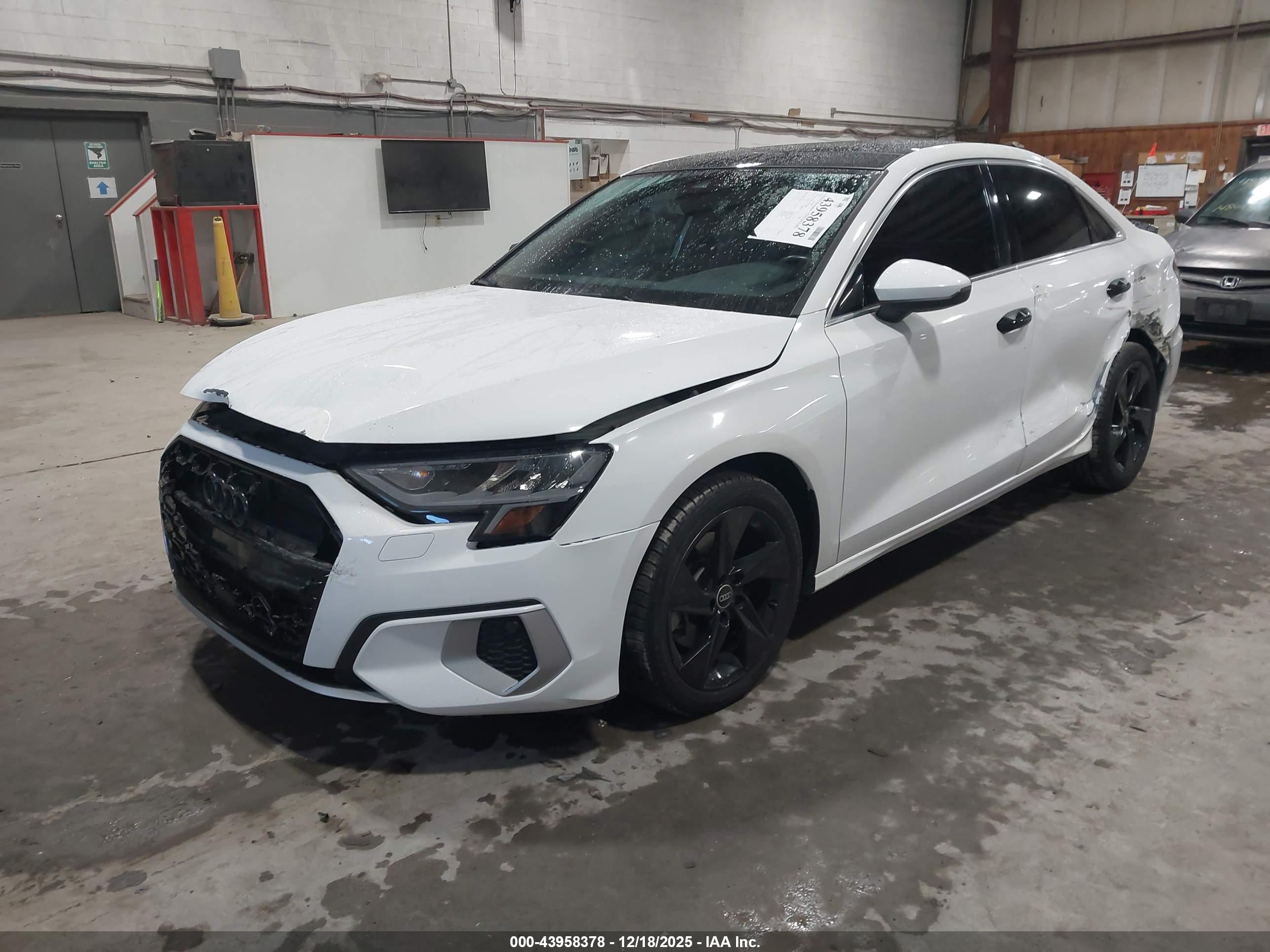 AUDI A3 image 2
