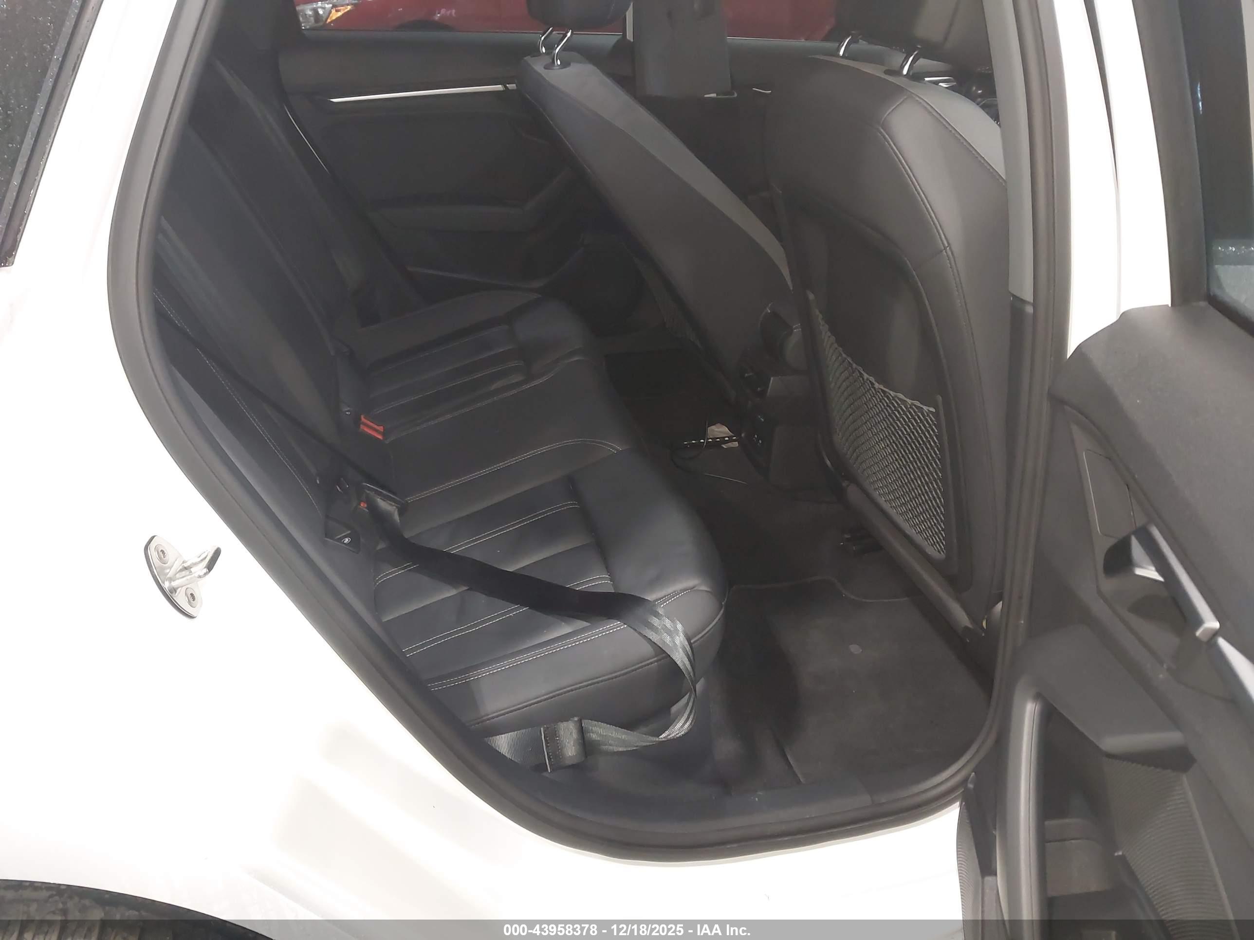 AUDI A3 image 8