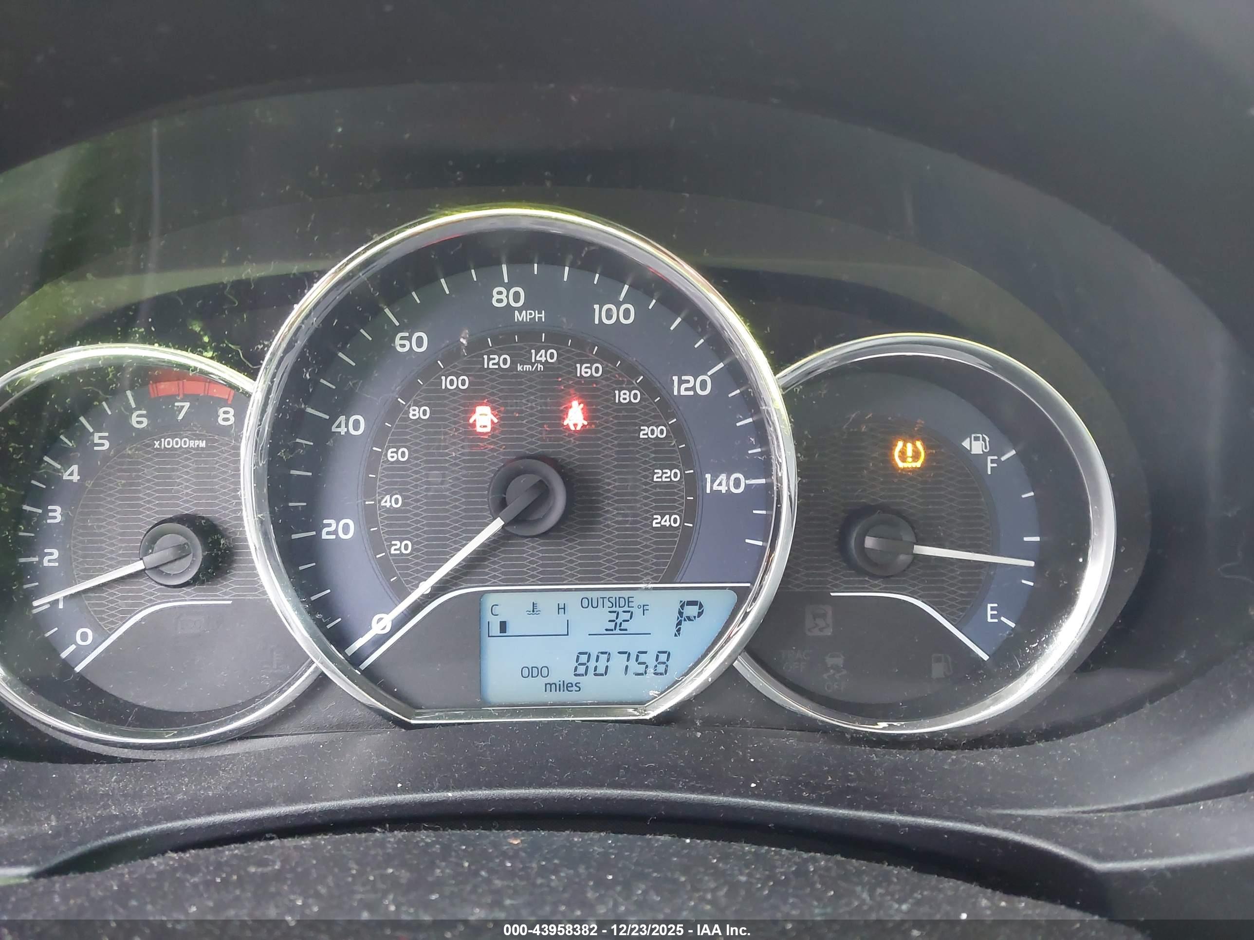 TOYOTA COROLLA image 7
