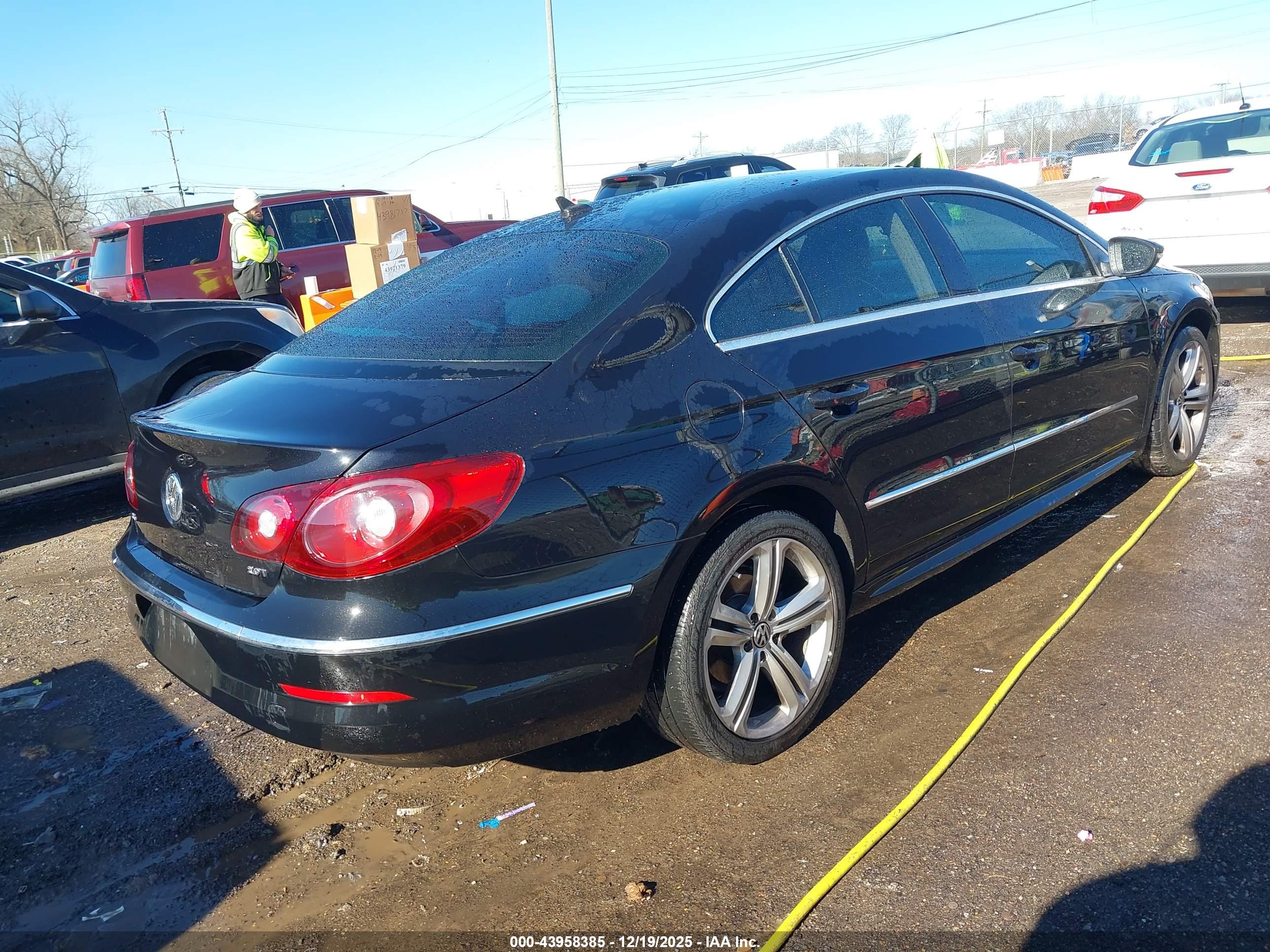 VOLKSWAGEN CC image 4