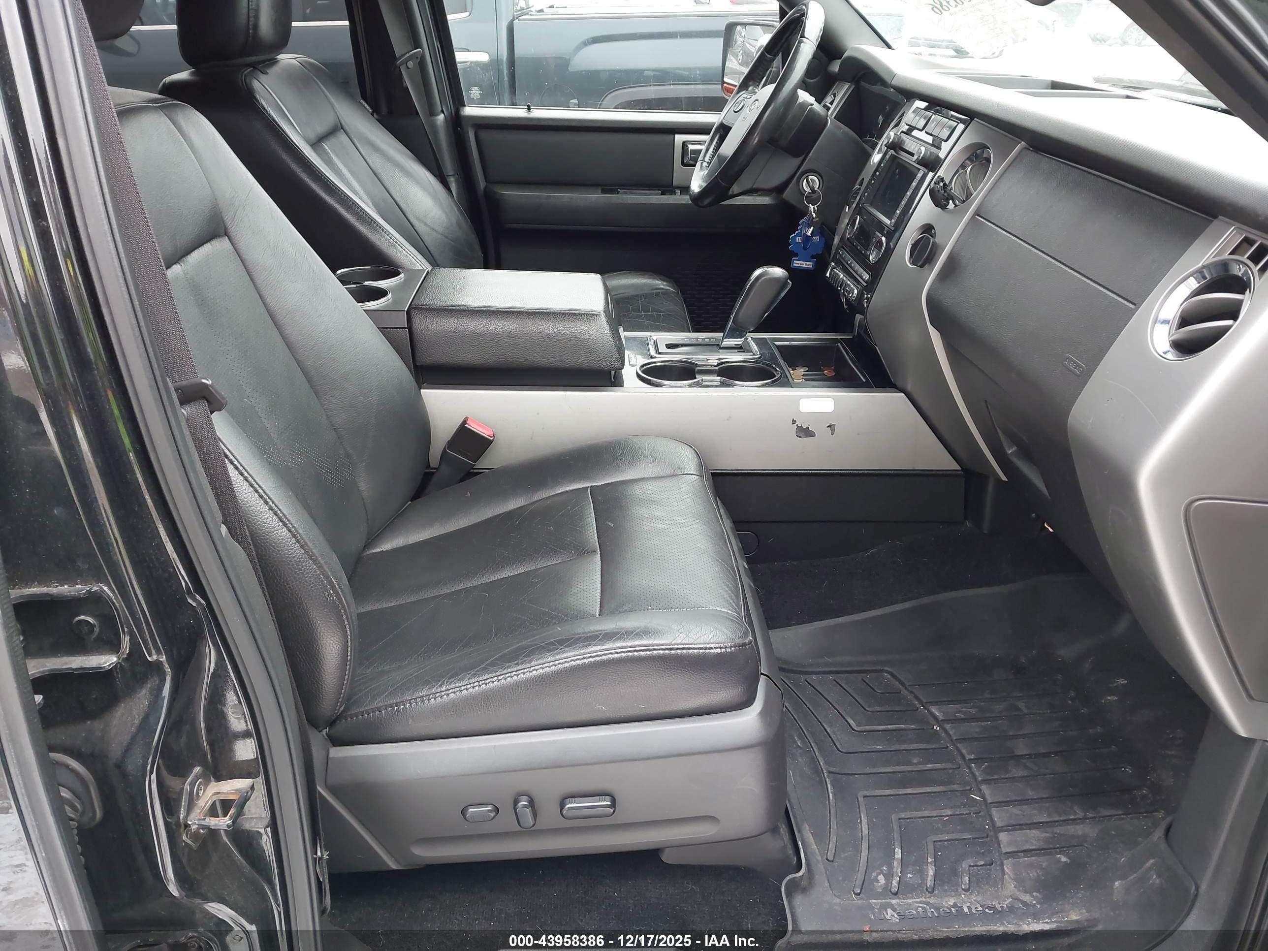 FORD EXPEDITION image 5