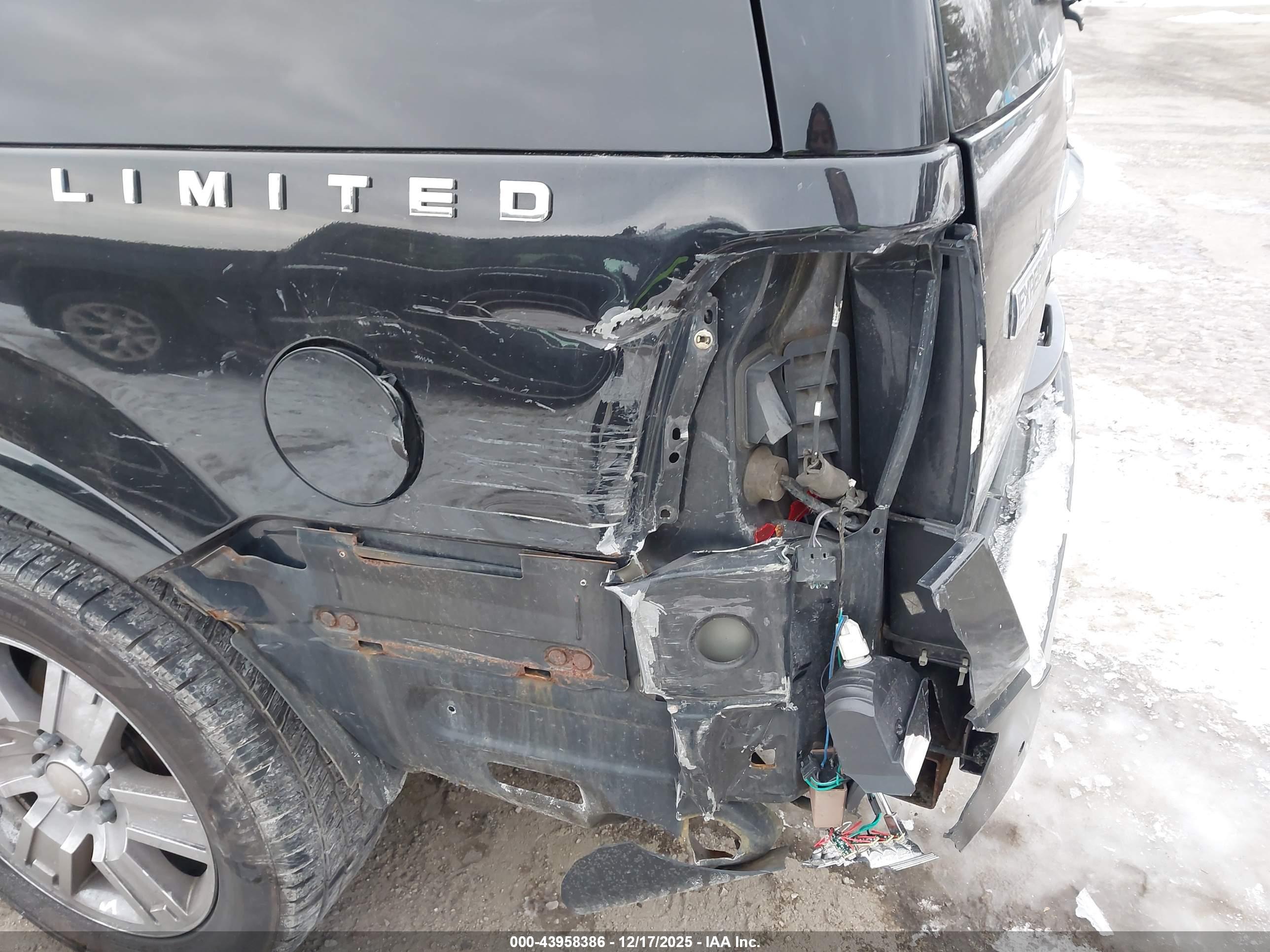 FORD EXPEDITION image 6