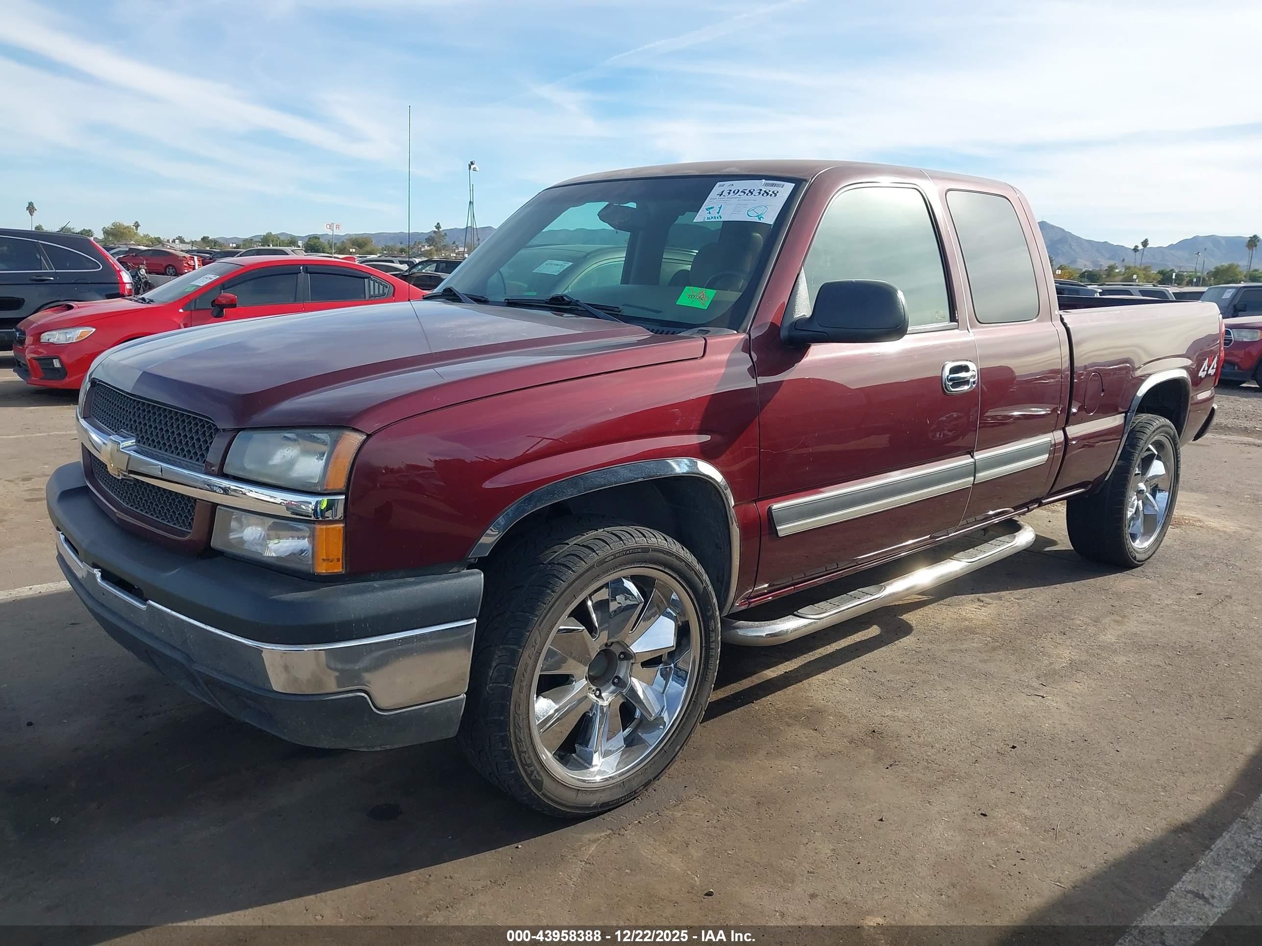 CHEVROLET SILVERADO image 2
