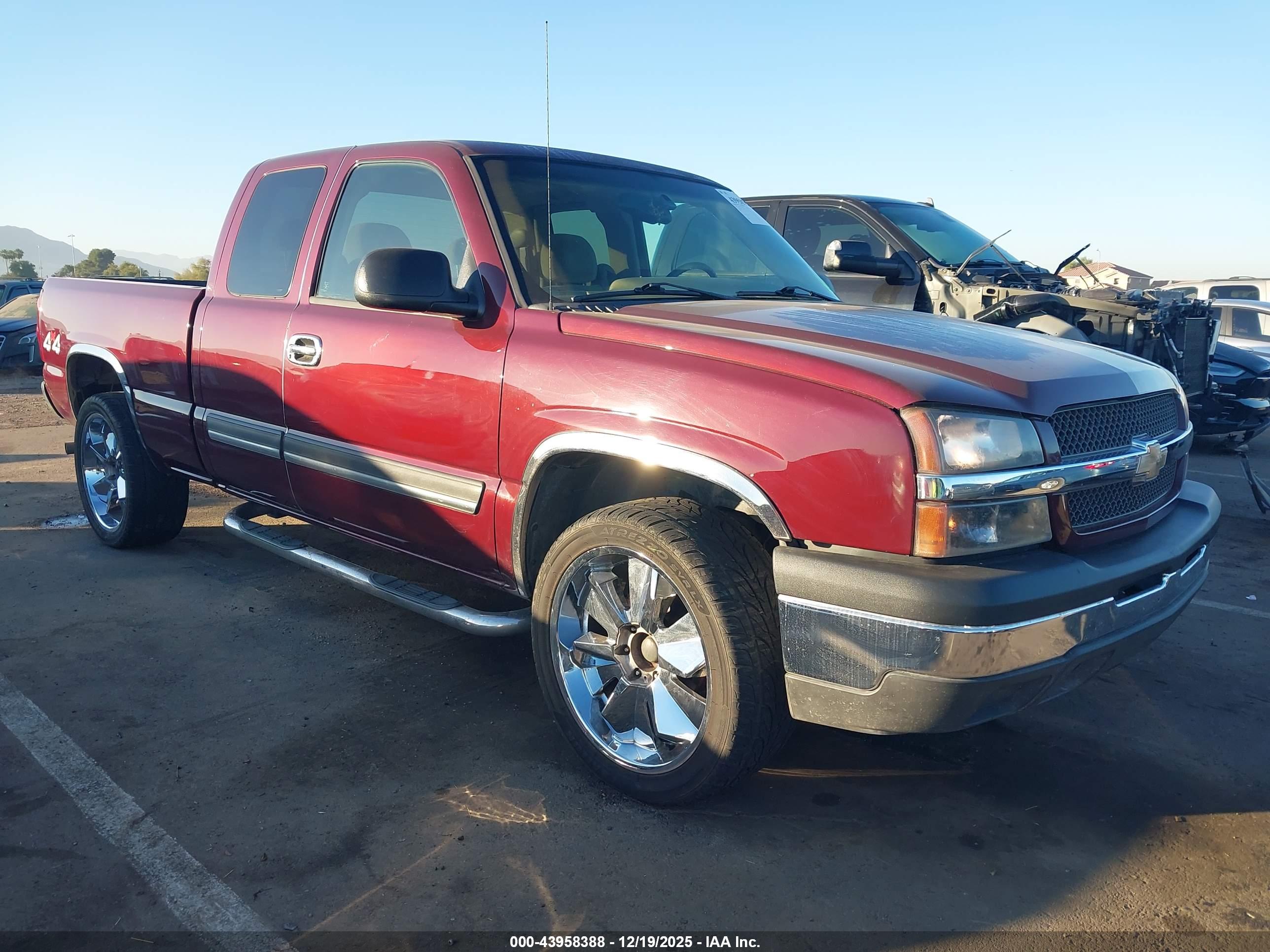 CHEVROLET SILVERADO image 6
