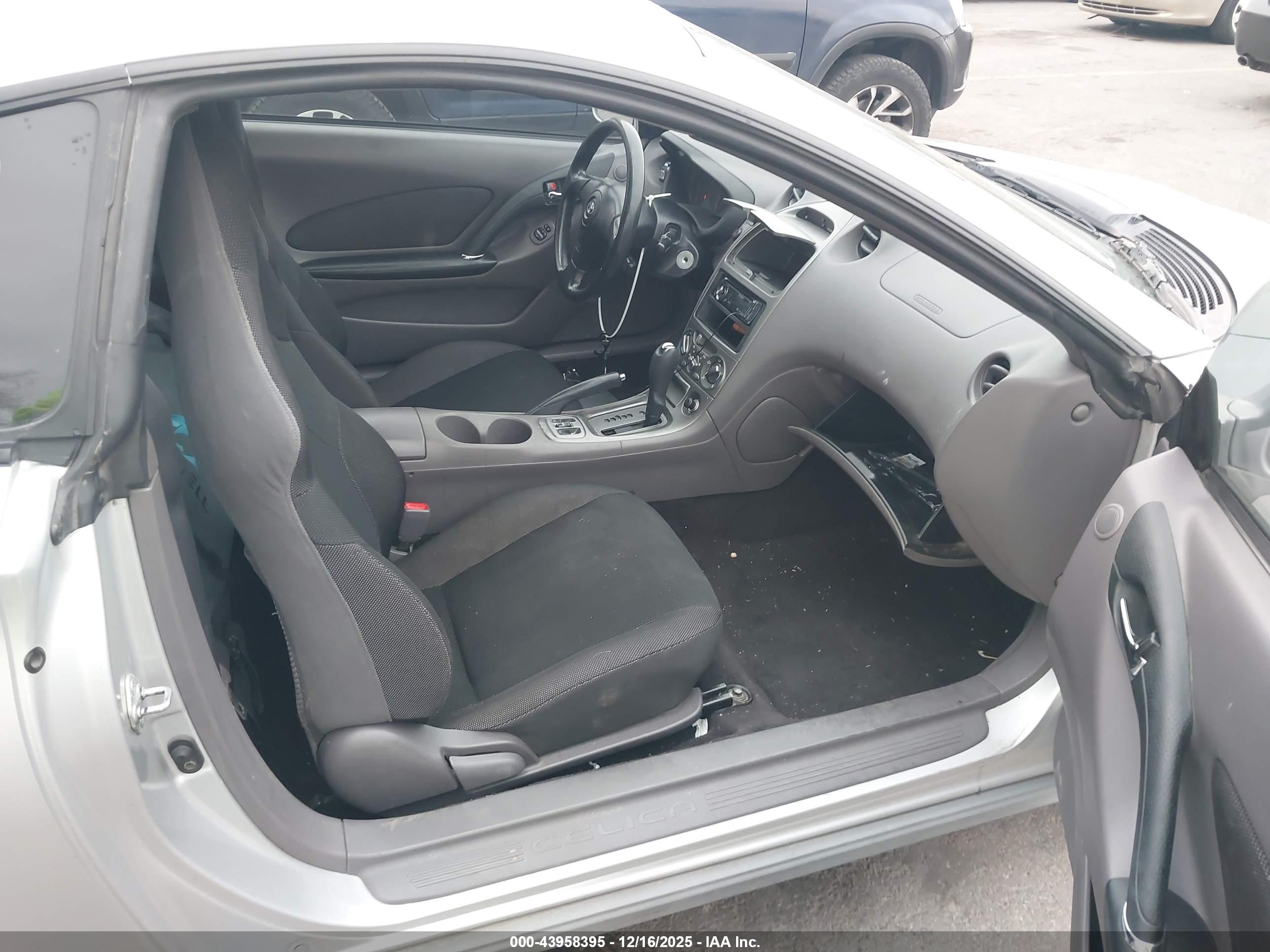 TOYOTA CELICA image 5