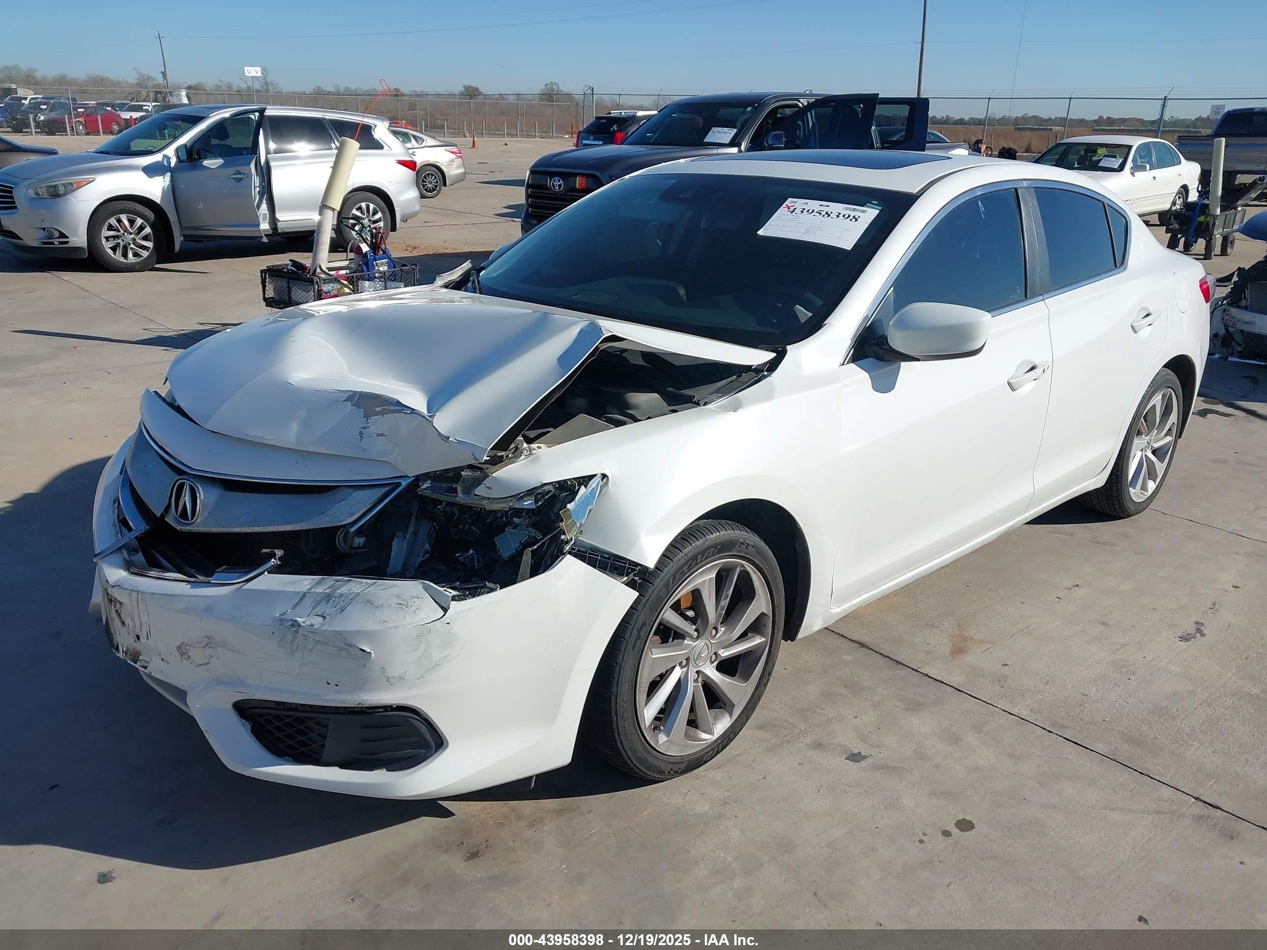 ACURA ILX image 2