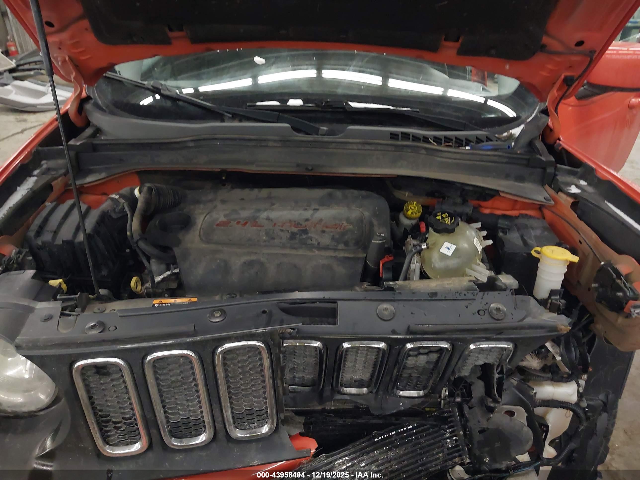 JEEP RENEGADE image 10