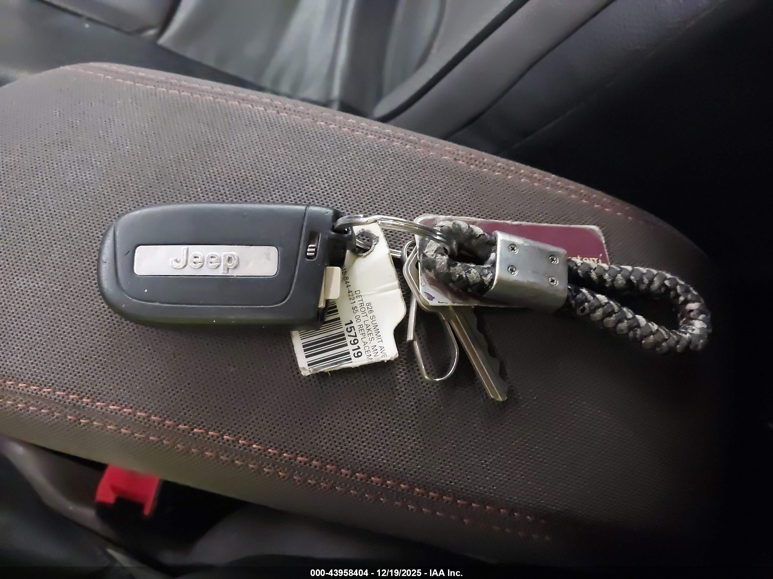 JEEP RENEGADE image 11
