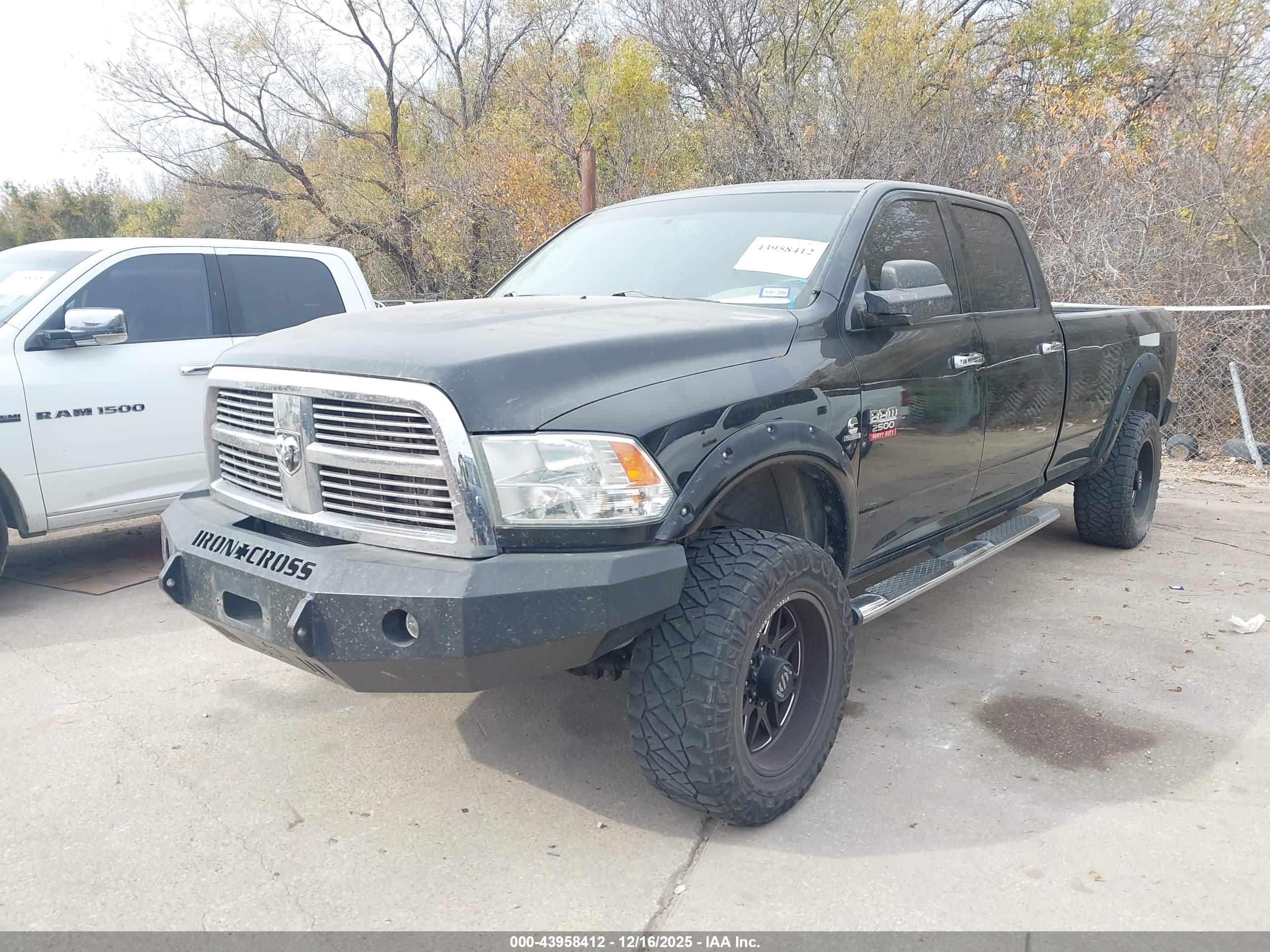 RAM 2500 image 2