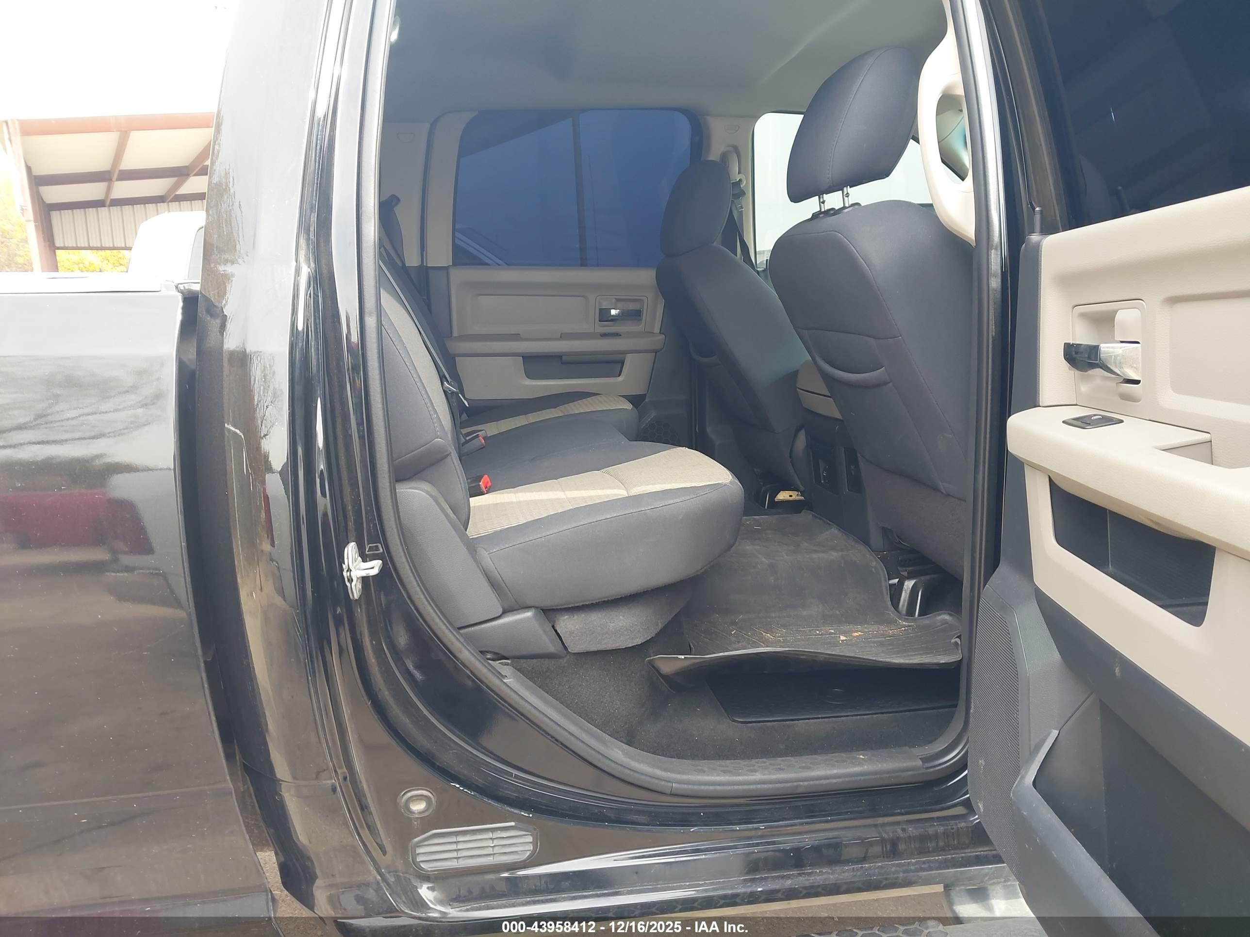 RAM 2500 image 8