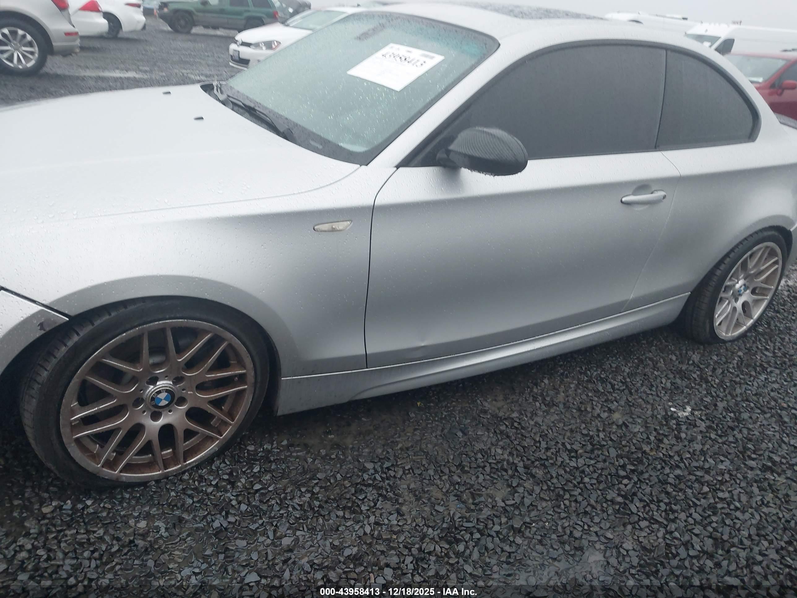 BMW 135I image 6