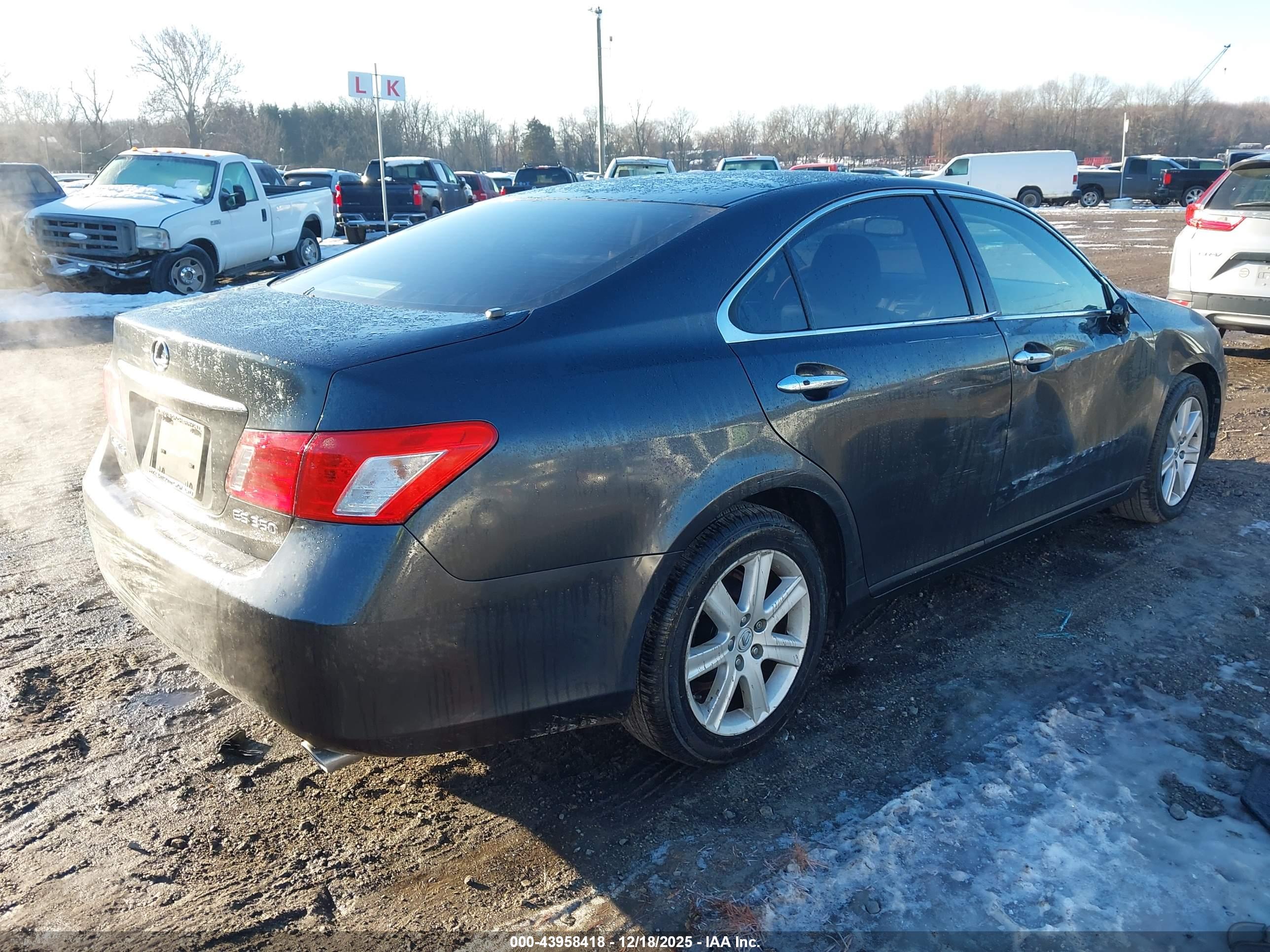 LEXUS ES image 4