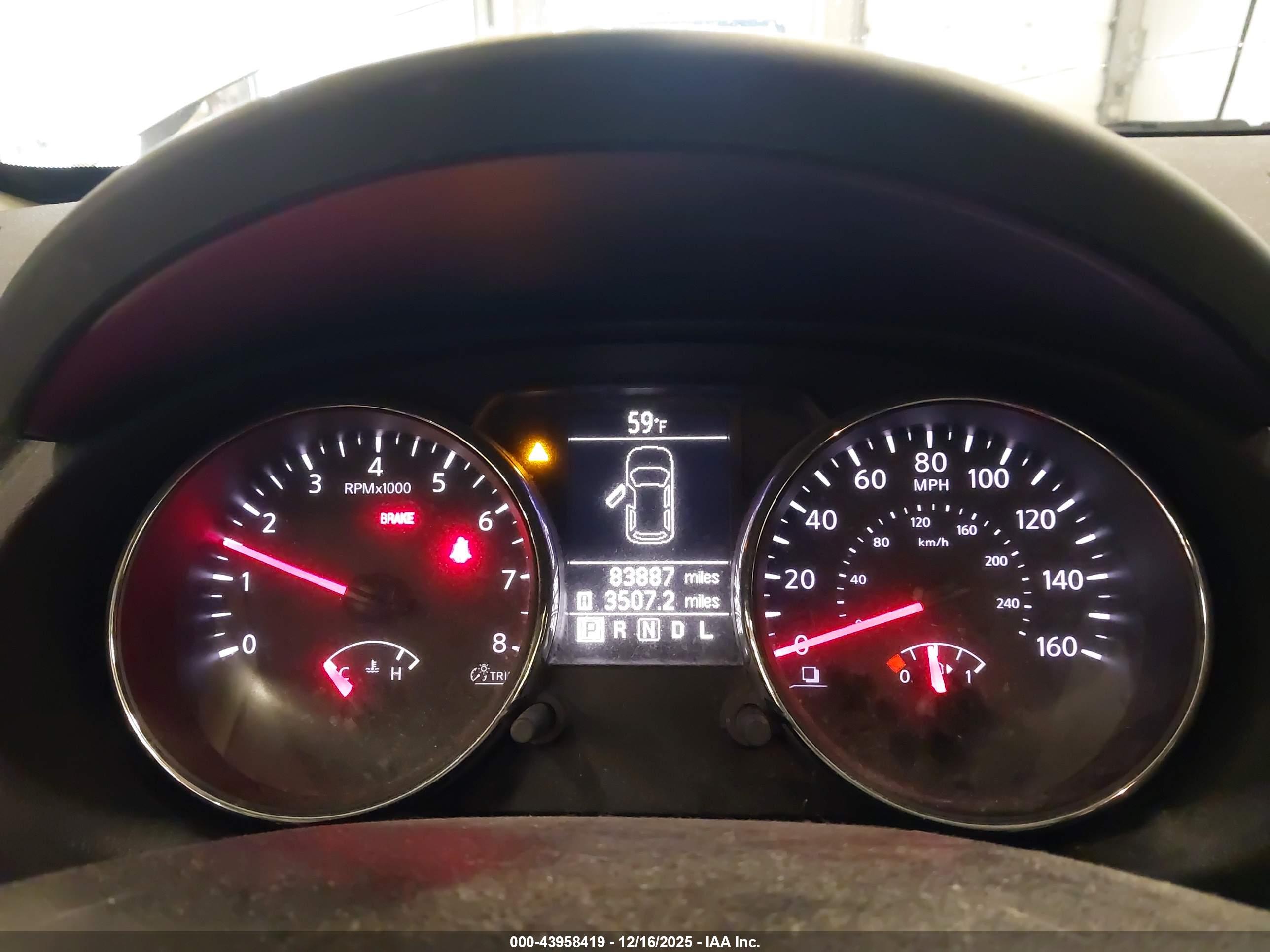 NISSAN ROGUE image 7