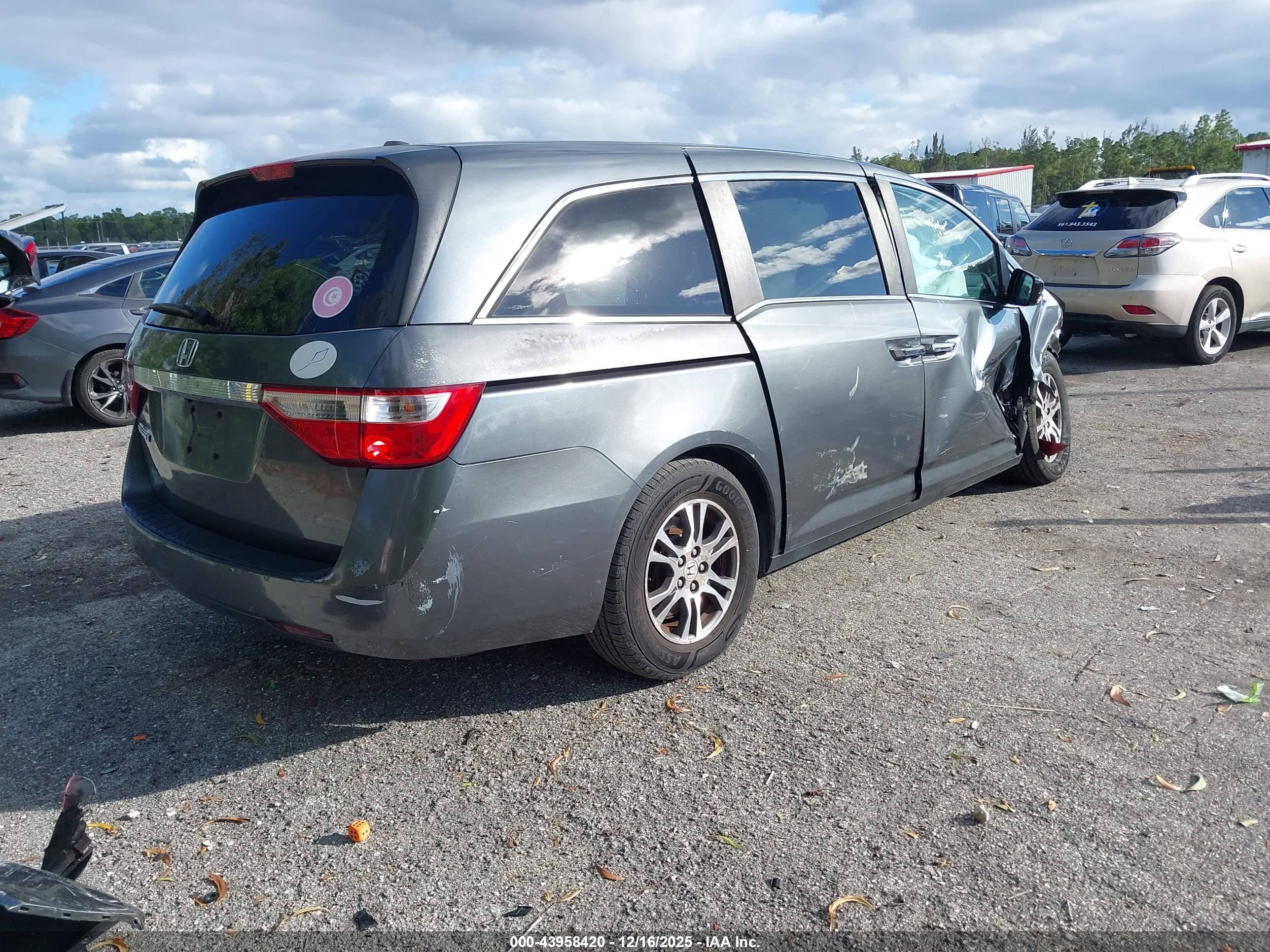HONDA ODYSSEY image 4