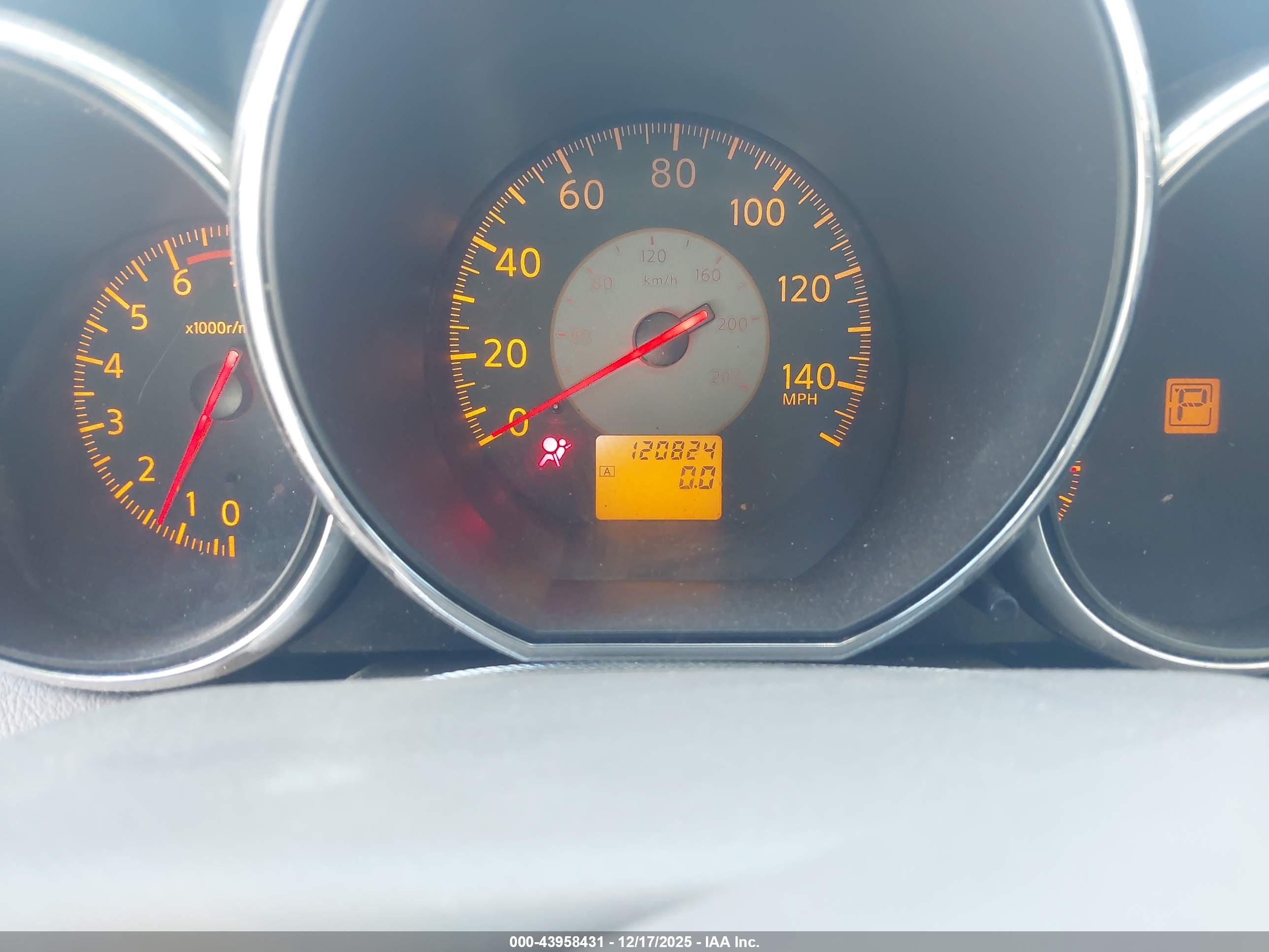 NISSAN ALTIMA image 7