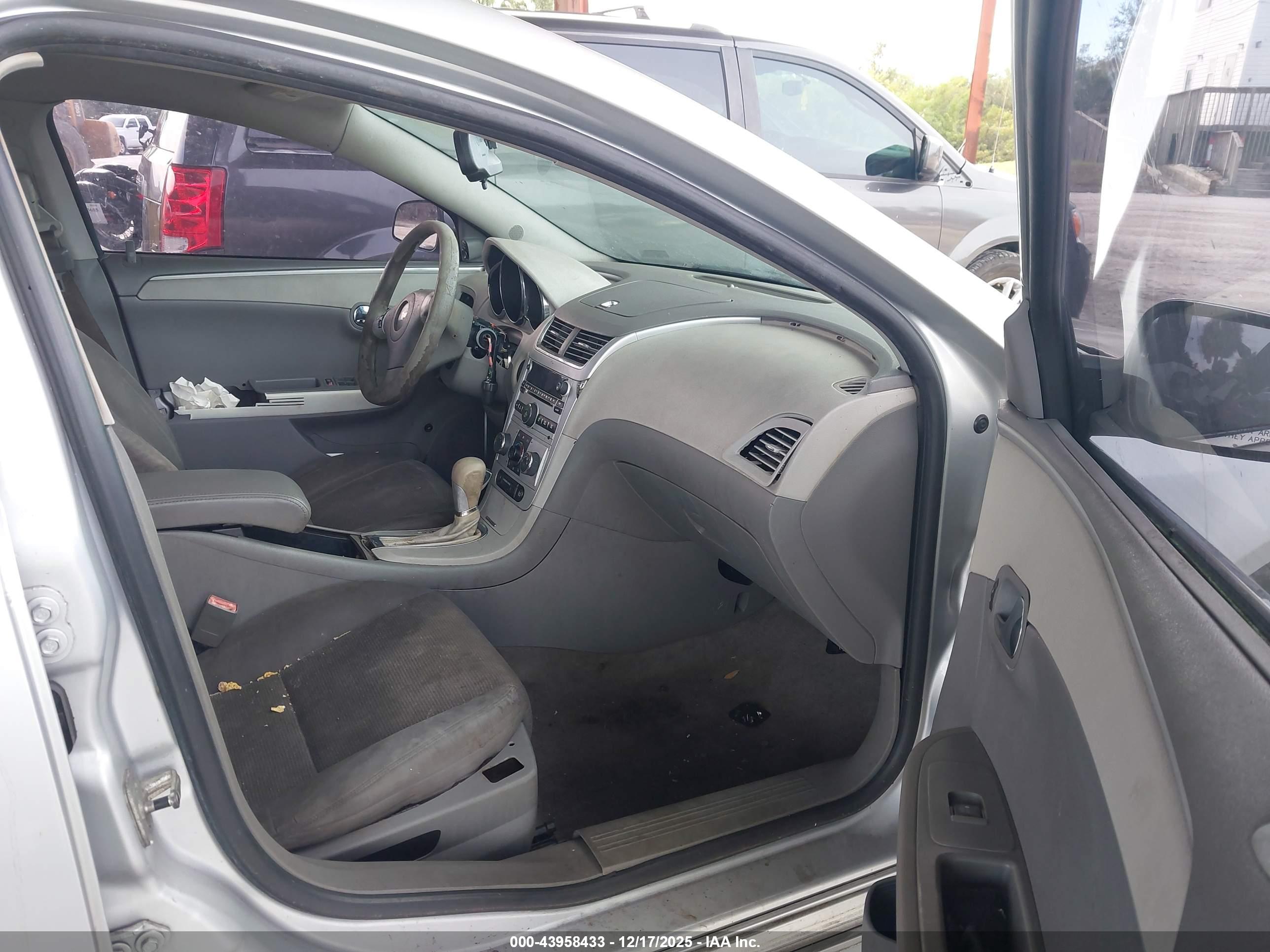CHEVROLET MALIBU image 5