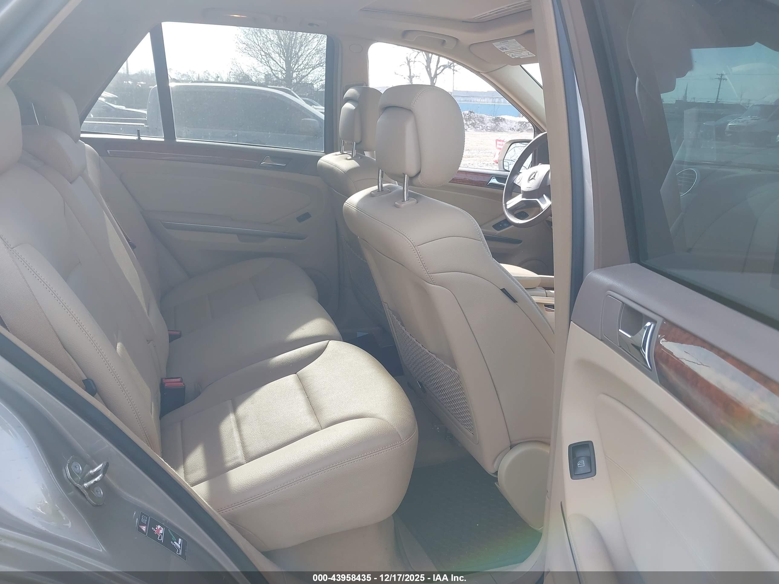 MERCEDES-BENZ ML image 8