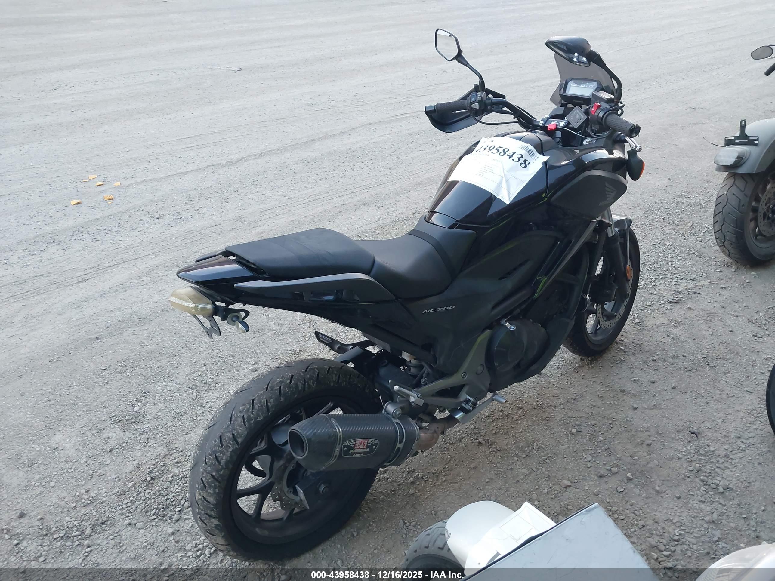HONDA NC700X image 4
