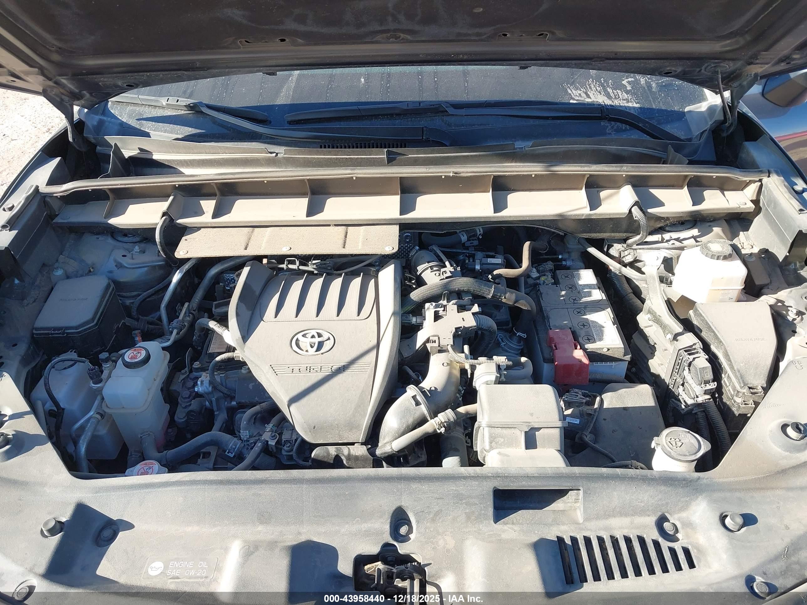 TOYOTA HIGHLANDER image 10