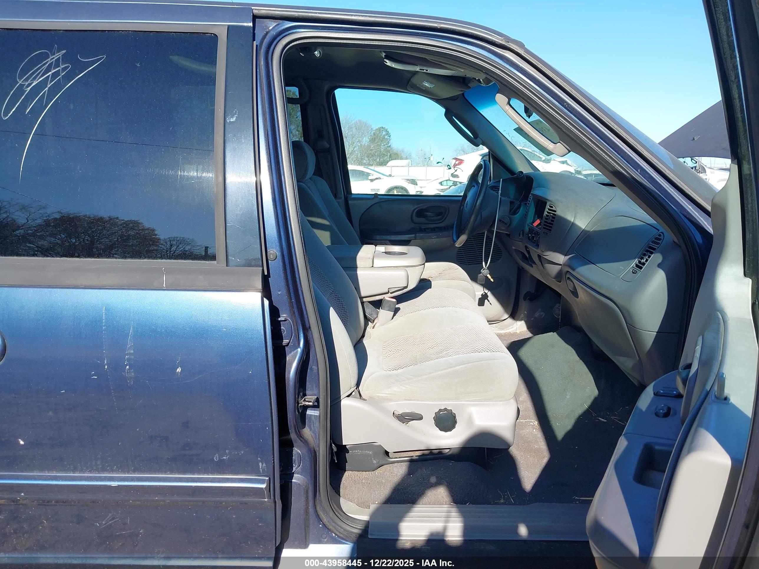 FORD F-150 image 5