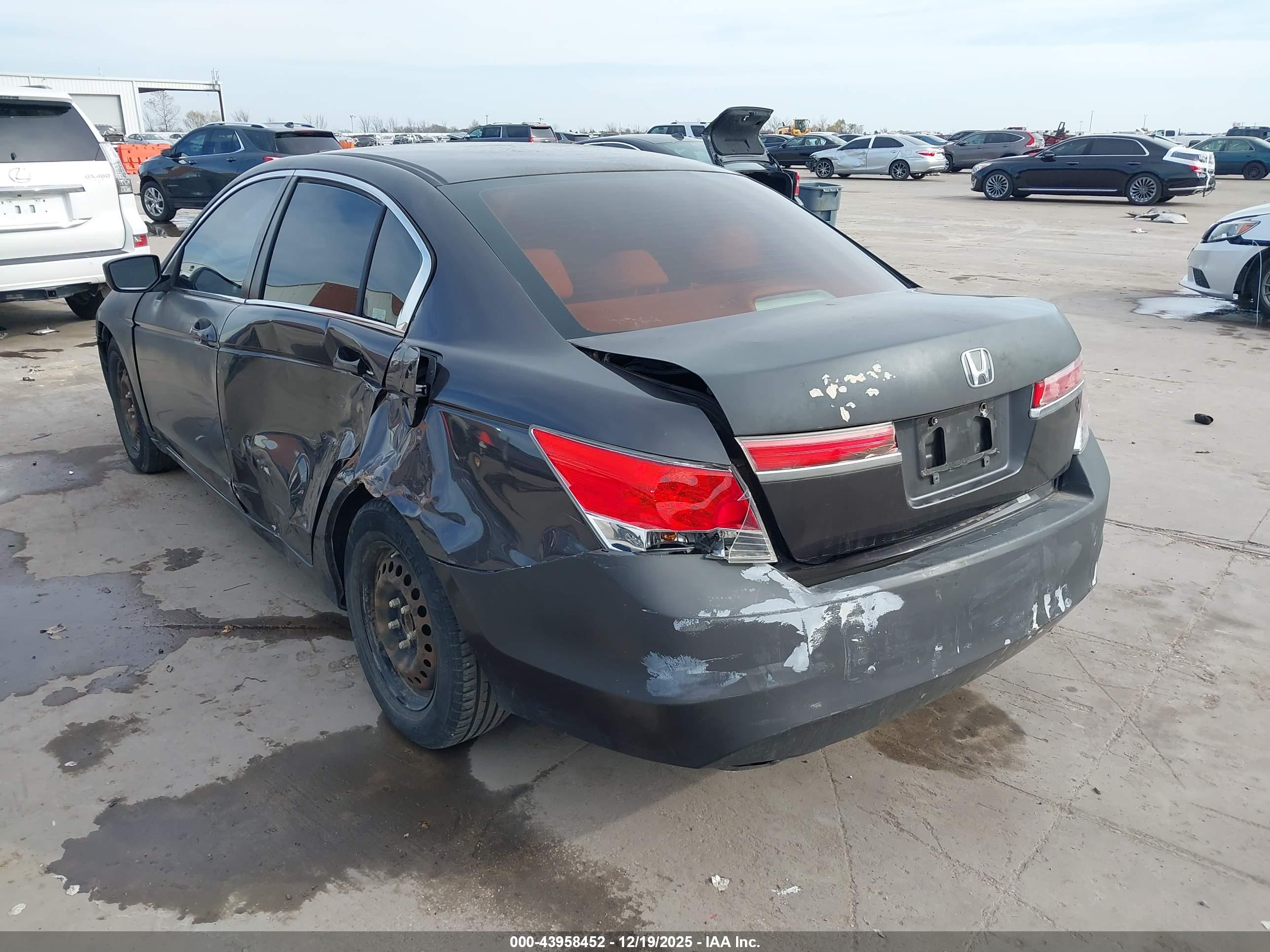 HONDA ACCORD image 3