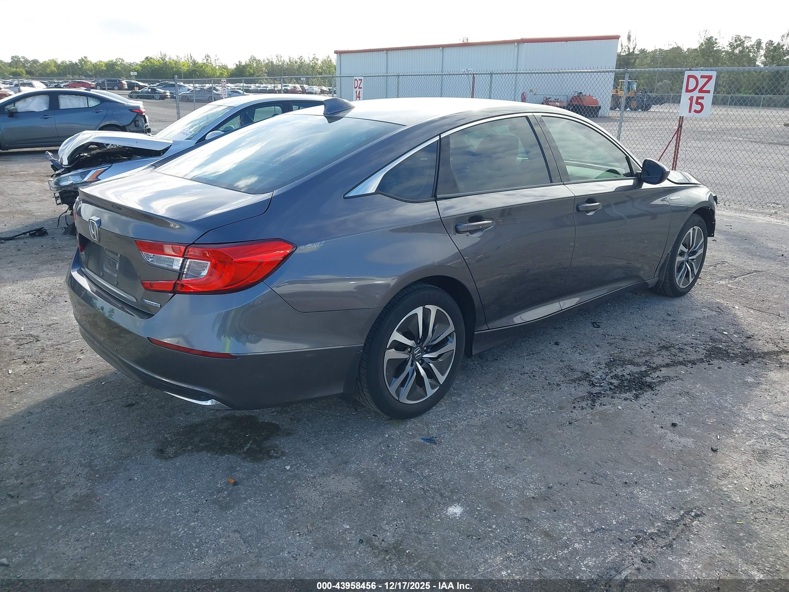 HONDA ACCORD image 4