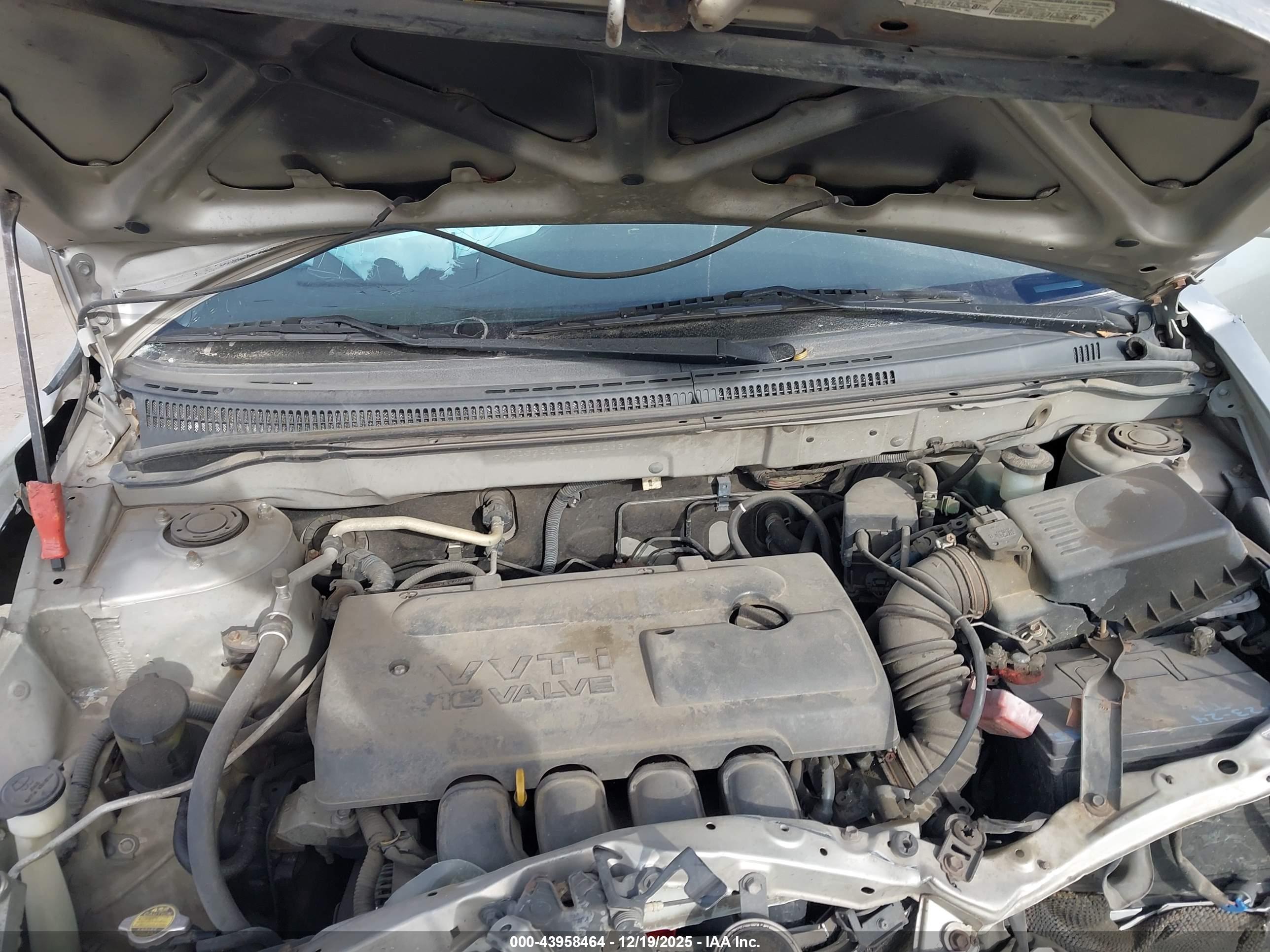 TOYOTA COROLLA image 10